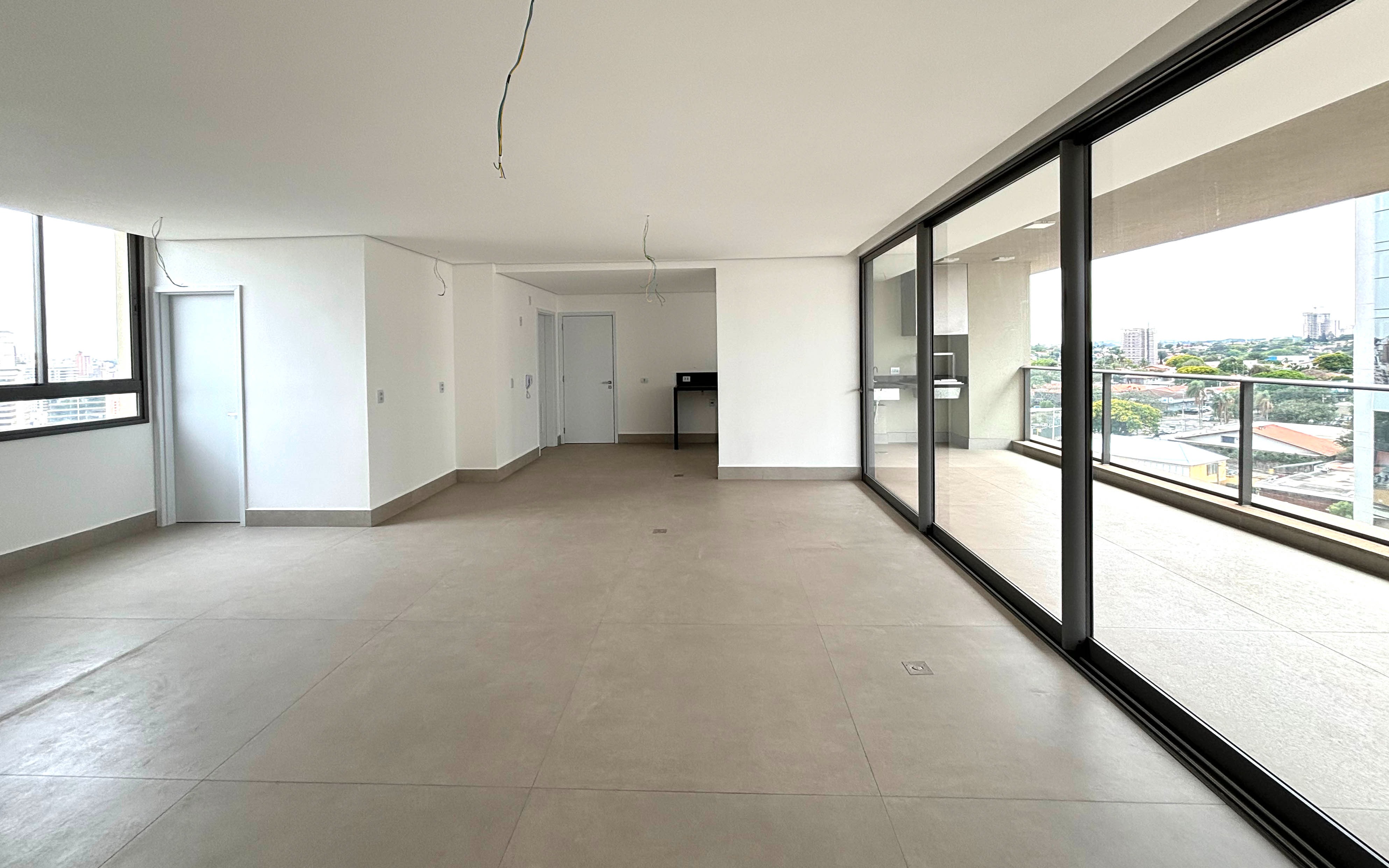 Apartamento à venda com 3 quartos, 171m² - Foto 10