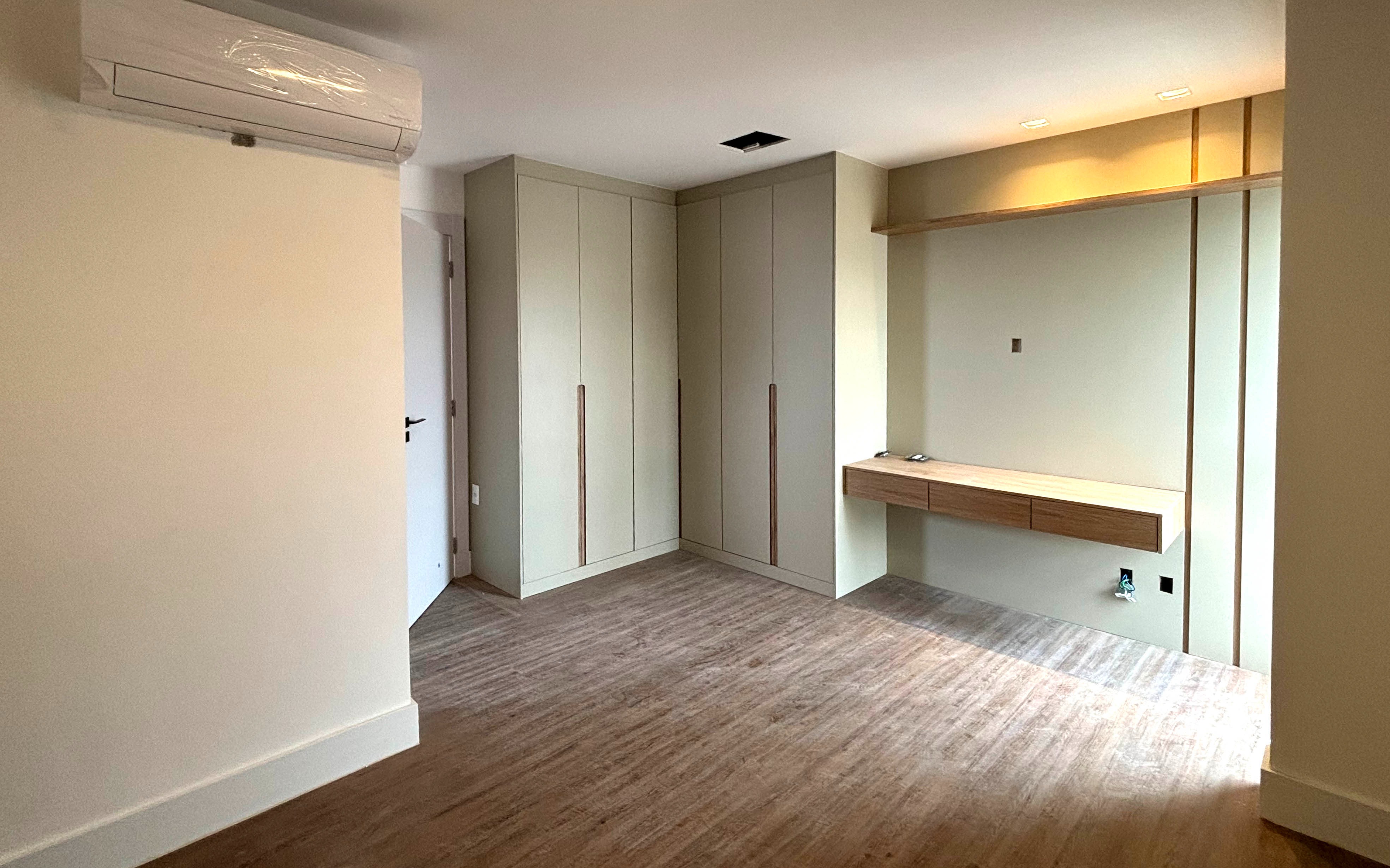 Apartamento para alugar com 2 quartos, 89m² - Foto 13