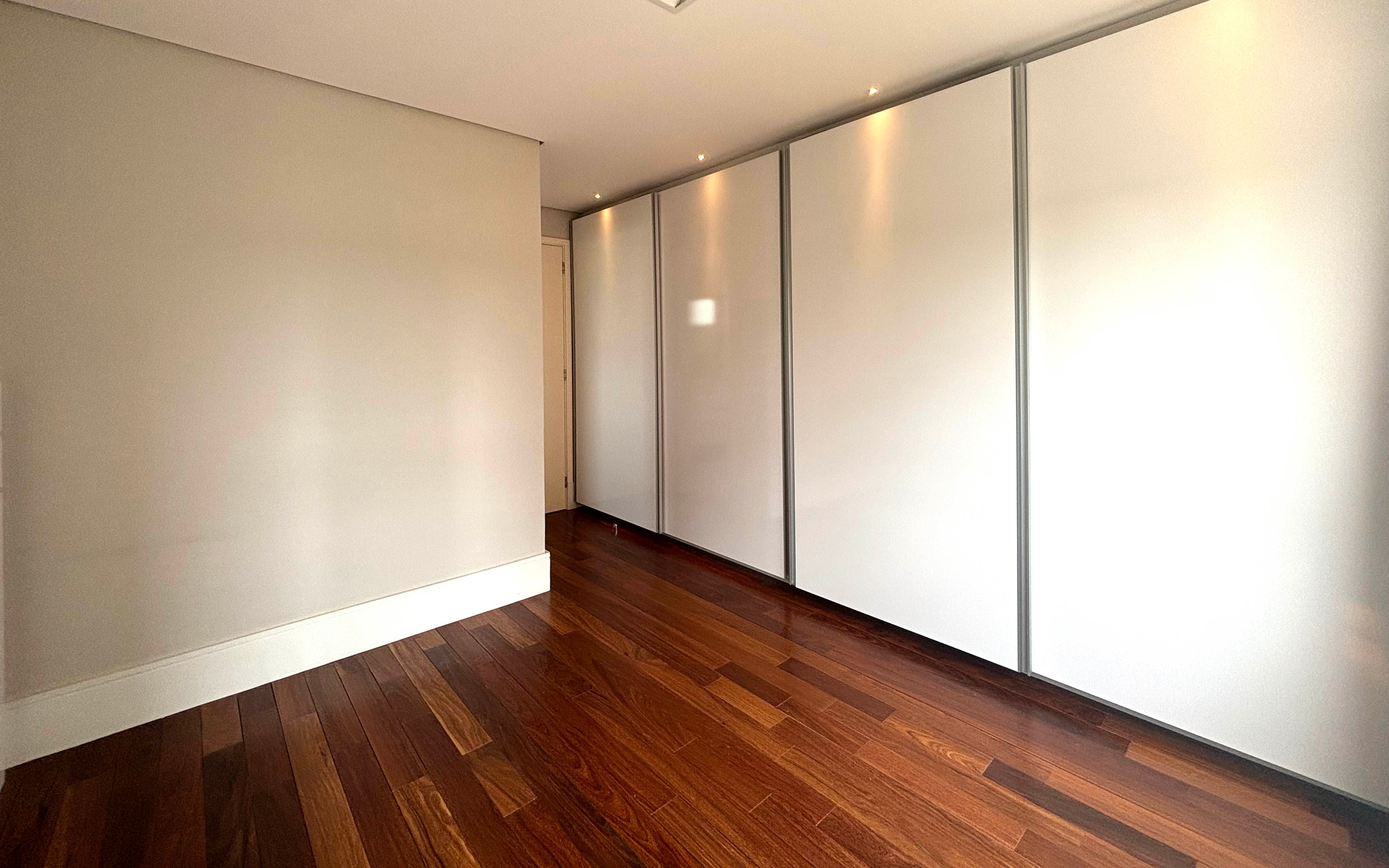 Apartamento à venda e aluguel com 2 quartos, 105m² - Foto 18