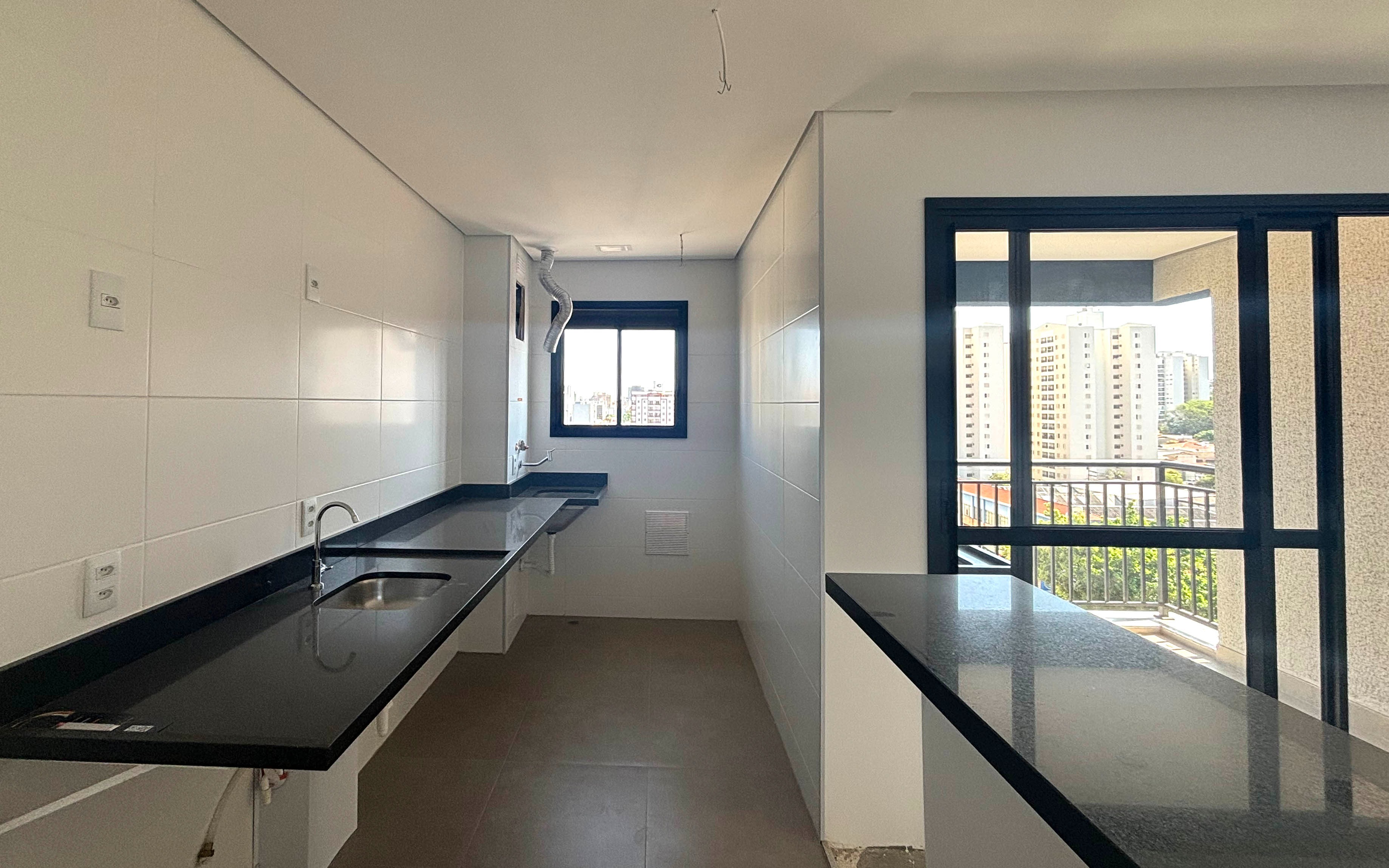 Apartamento à venda com 2 quartos, 68m² - Foto 5