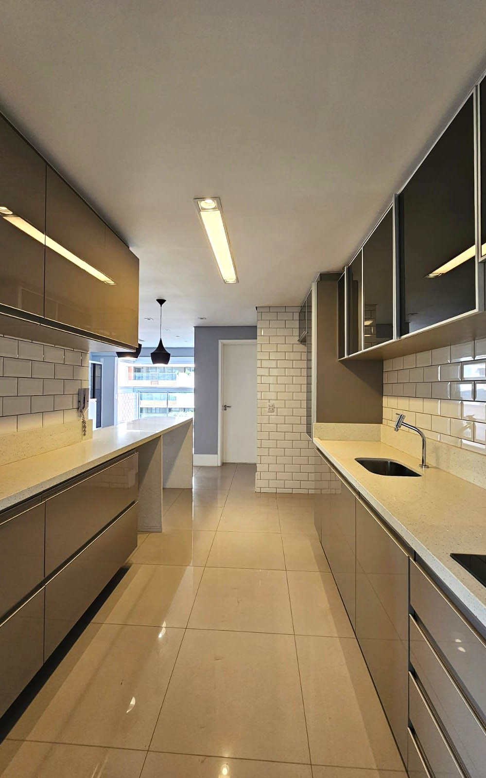 Apartamento à venda com 2 quartos, 105m² - Foto 18