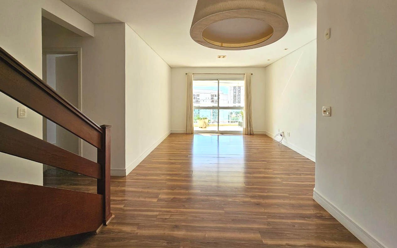 Cobertura à venda com 3 quartos, 227m² - Foto 4