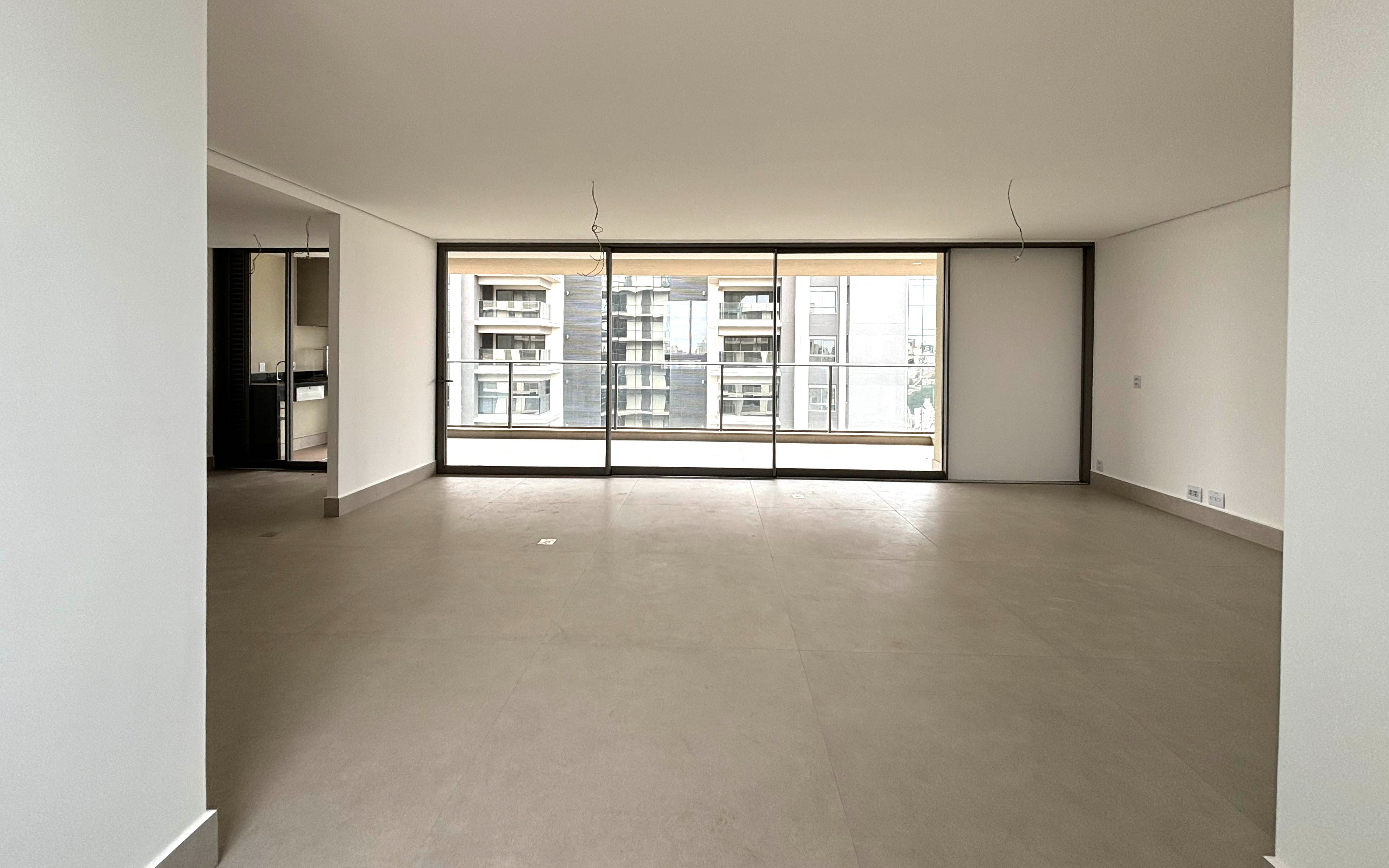 Apartamento à venda com 3 quartos, 171m² - Foto 7