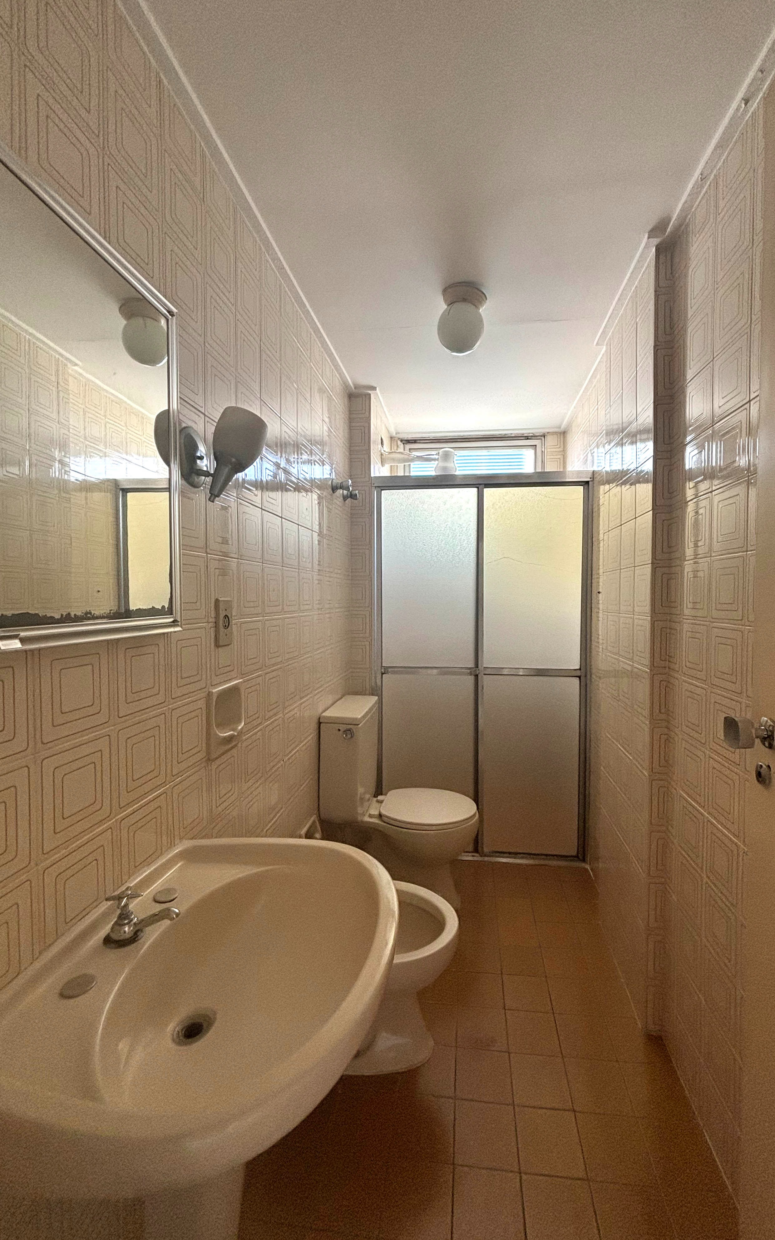 Apartamento para alugar com 2 quartos, 75m² - Foto 10