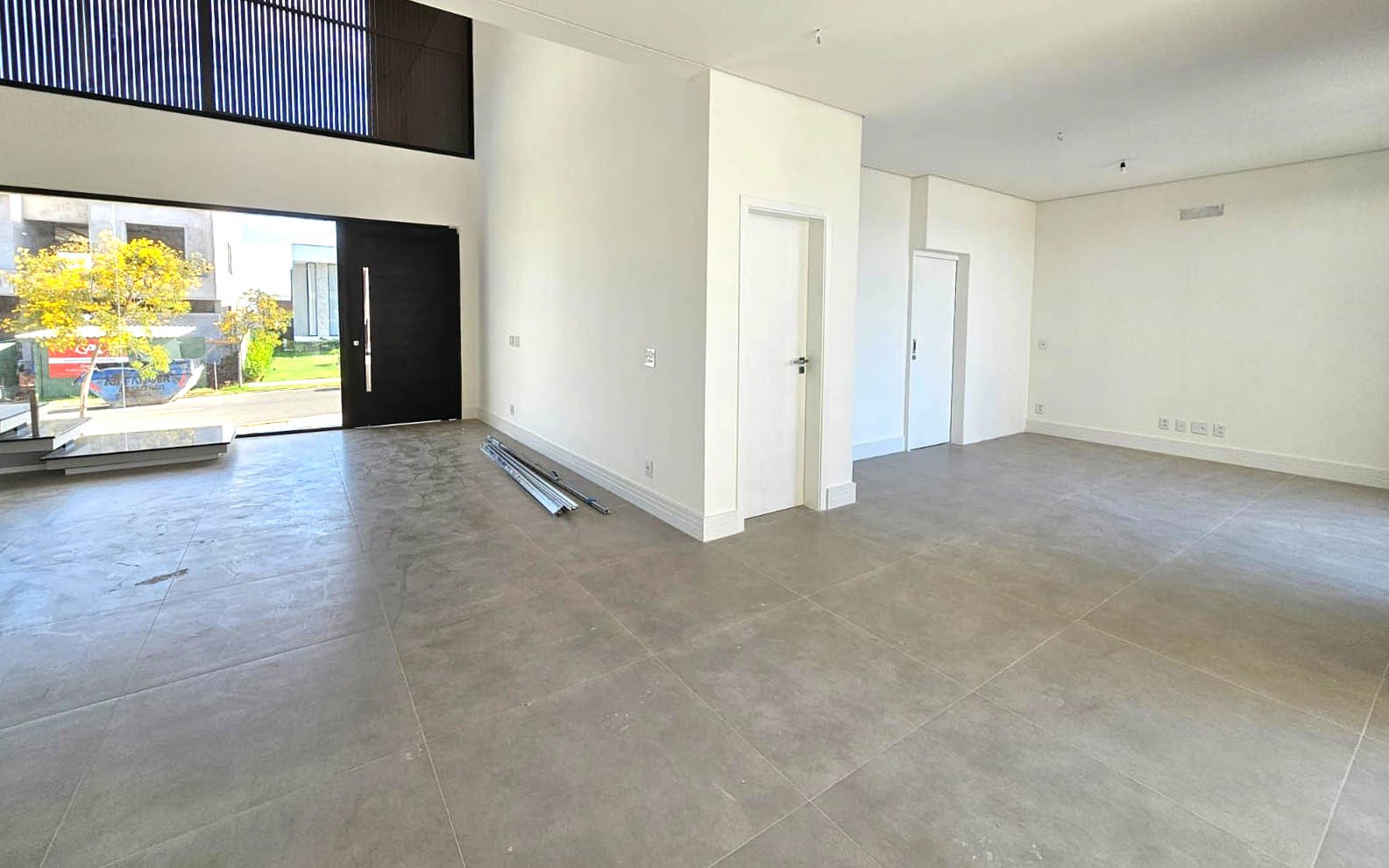 Casa de Condomínio para alugar com 3 quartos, 352m² - Foto 3