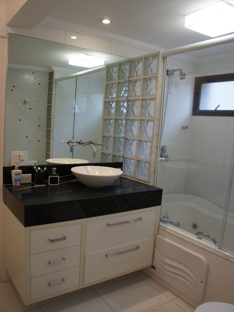 Apartamento para alugar com 1 quarto, 57m² - Foto 6