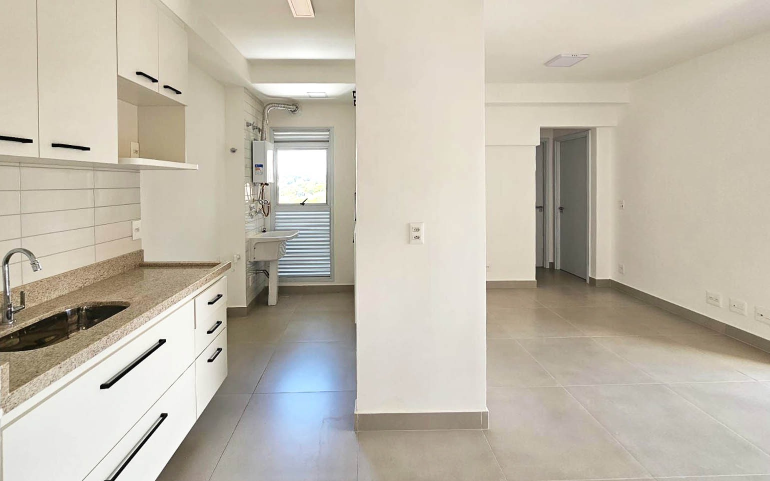 Apartamento à venda com 2 quartos, 59m² - Foto 2