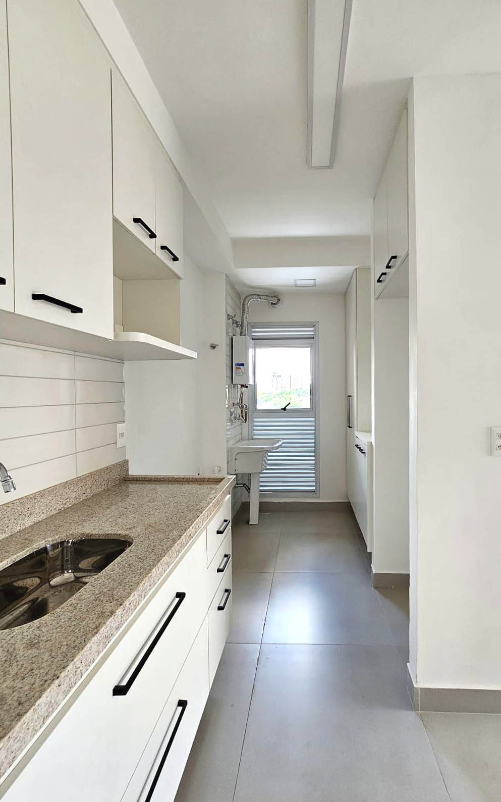 Apartamento à venda com 2 quartos, 59m² - Foto 3