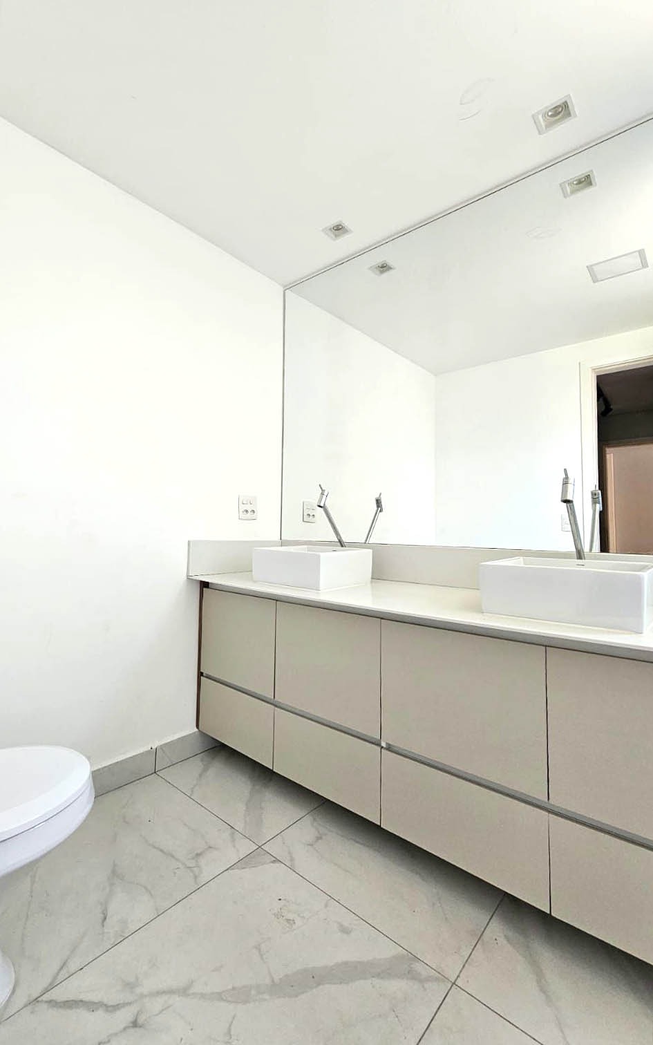 Apartamento à venda e aluguel com 3 quartos, 134m² - Foto 13