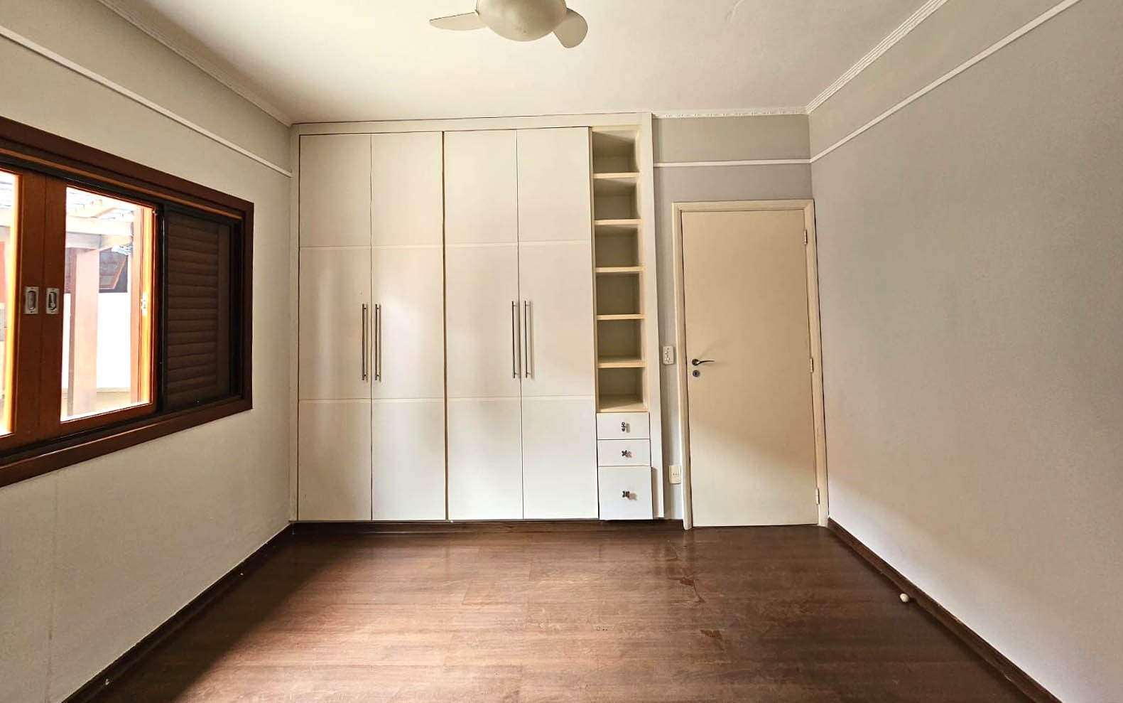 Casa de Condomínio para alugar com 3 quartos, 540m² - Foto 17