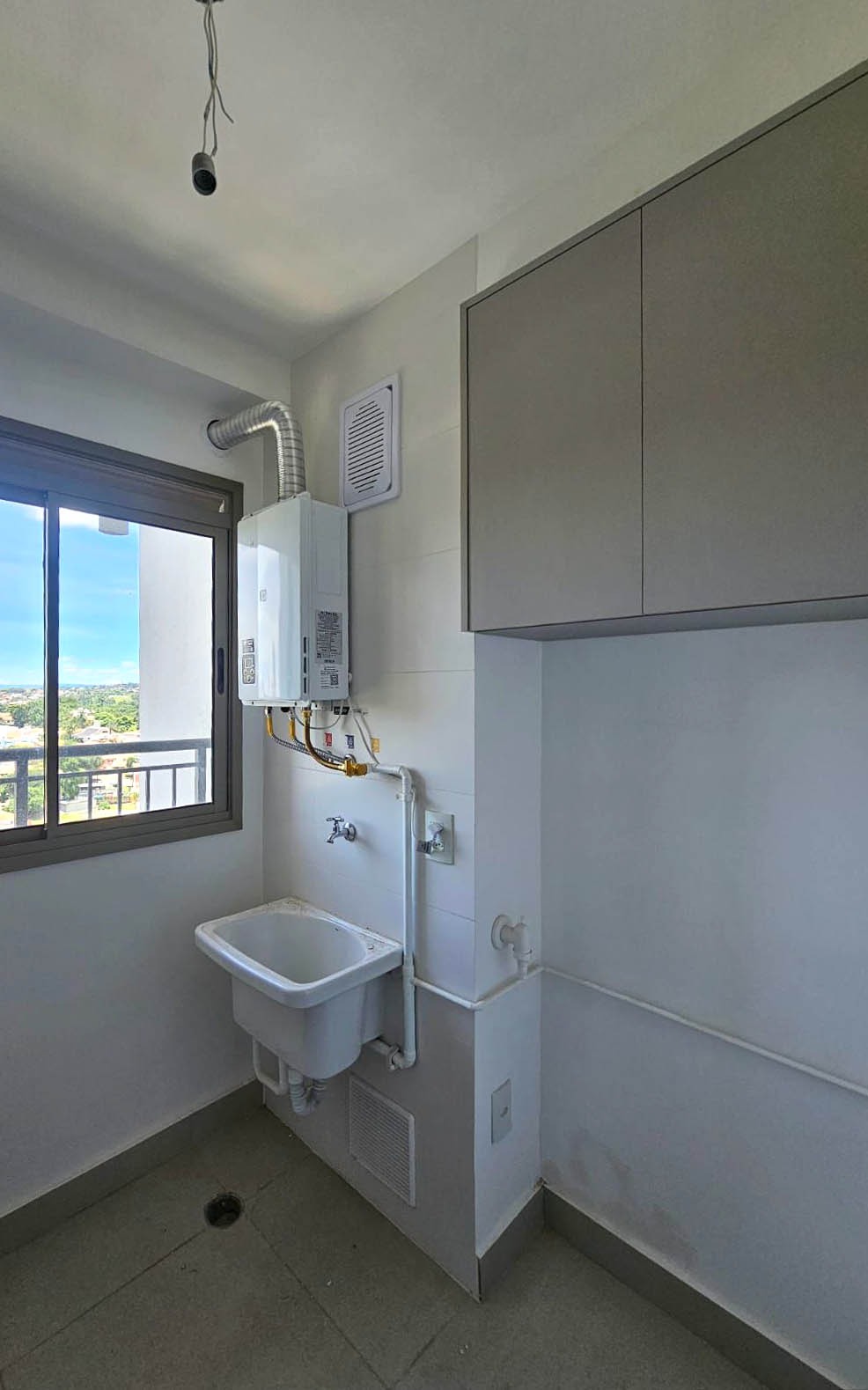 Apartamento para alugar com 3 quartos, 96m² - Foto 8