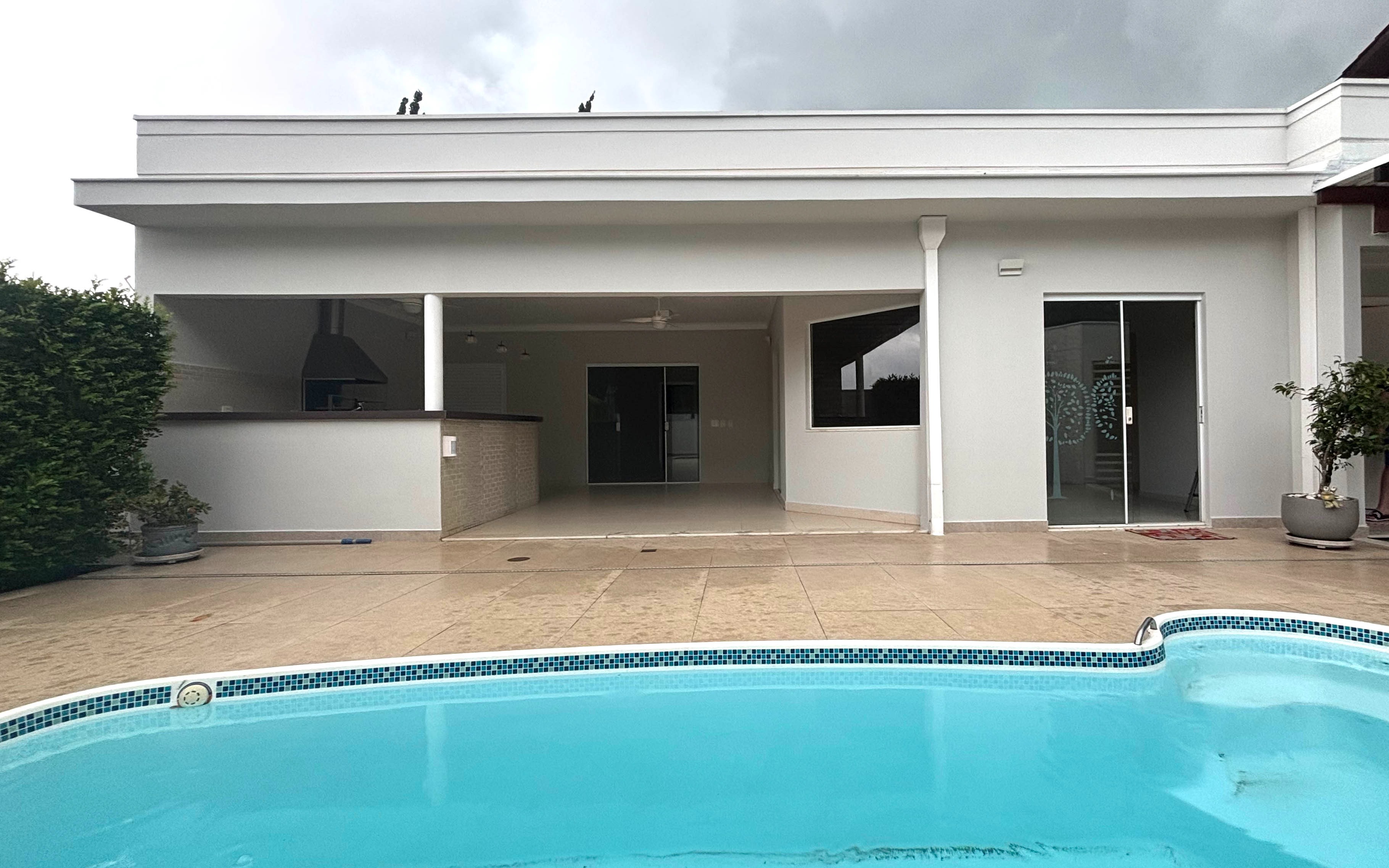 Casa de Condomínio à venda e aluguel com 4 quartos, 322m² - Foto 43