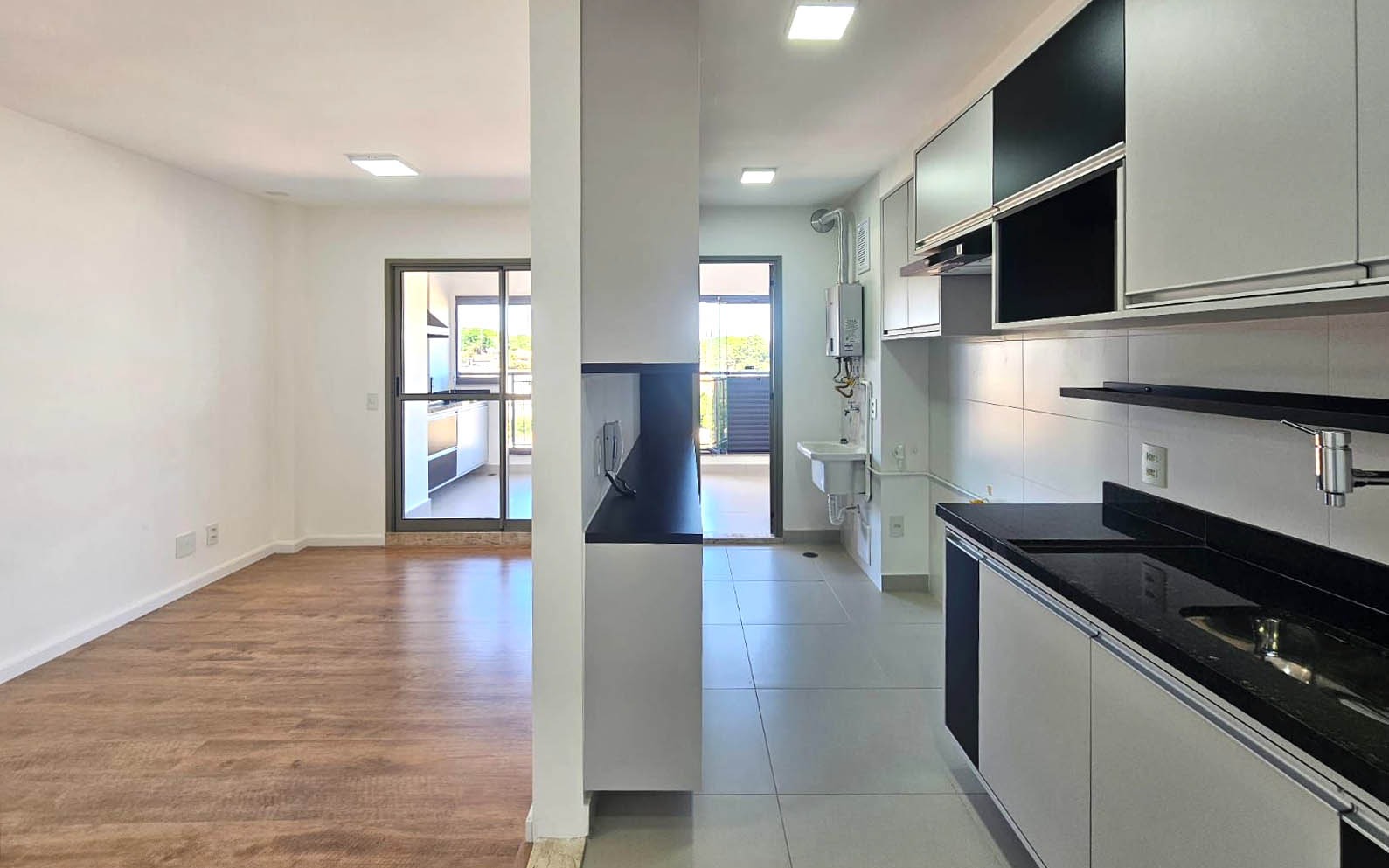 Apartamento para alugar com 2 quartos, 73m² - Foto 6