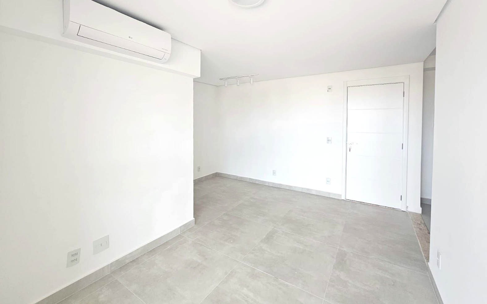 Apartamento para alugar com 2 quartos, 73m² - Foto 3