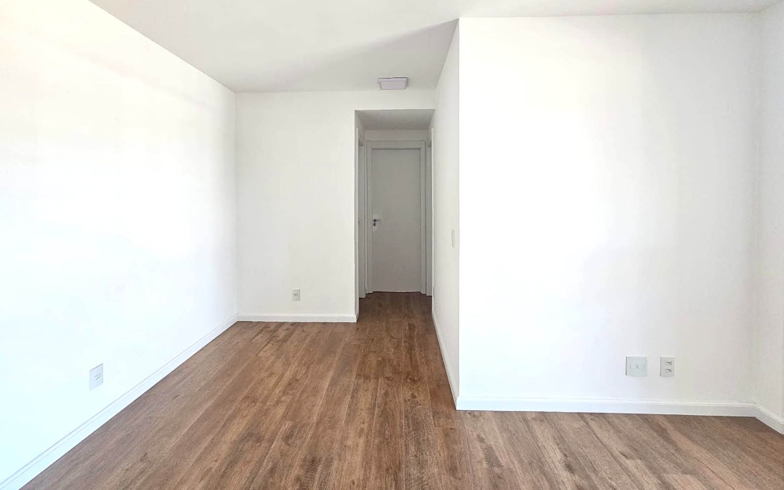 Apartamento para alugar com 2 quartos, 73m² - Foto 3