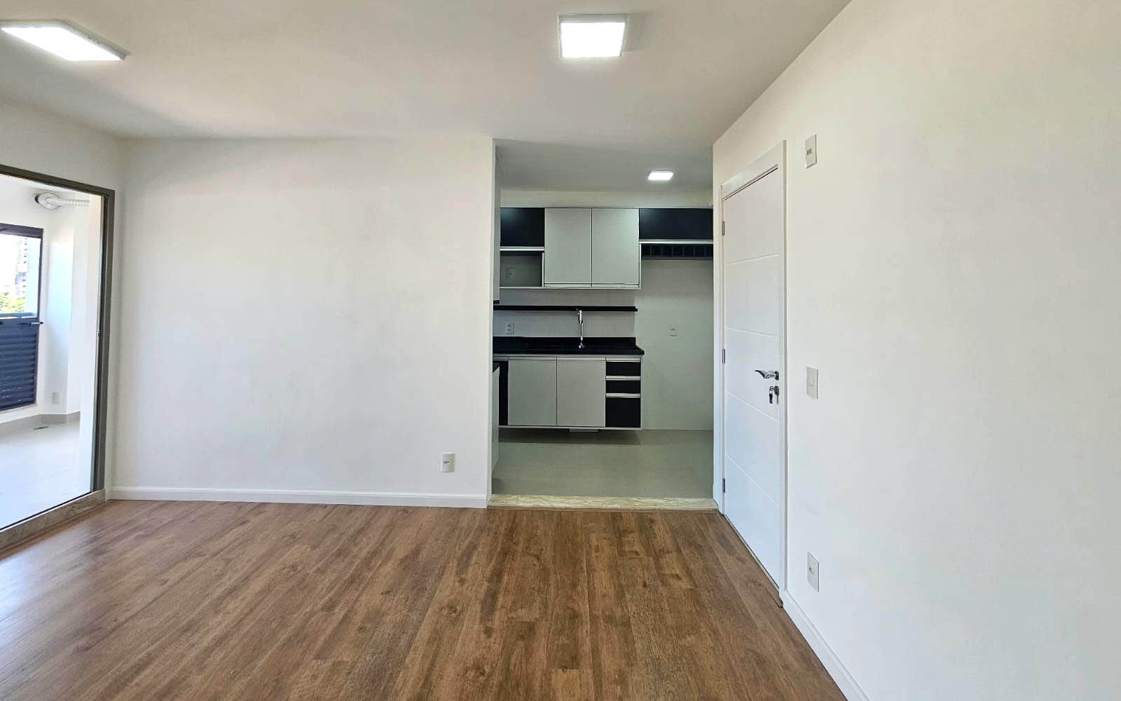 Apartamento para alugar com 2 quartos, 73m² - Foto 5