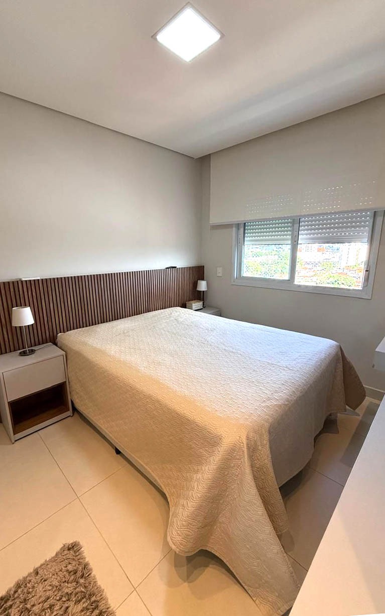 Apartamento à venda com 2 quartos, 75m² - Foto 11