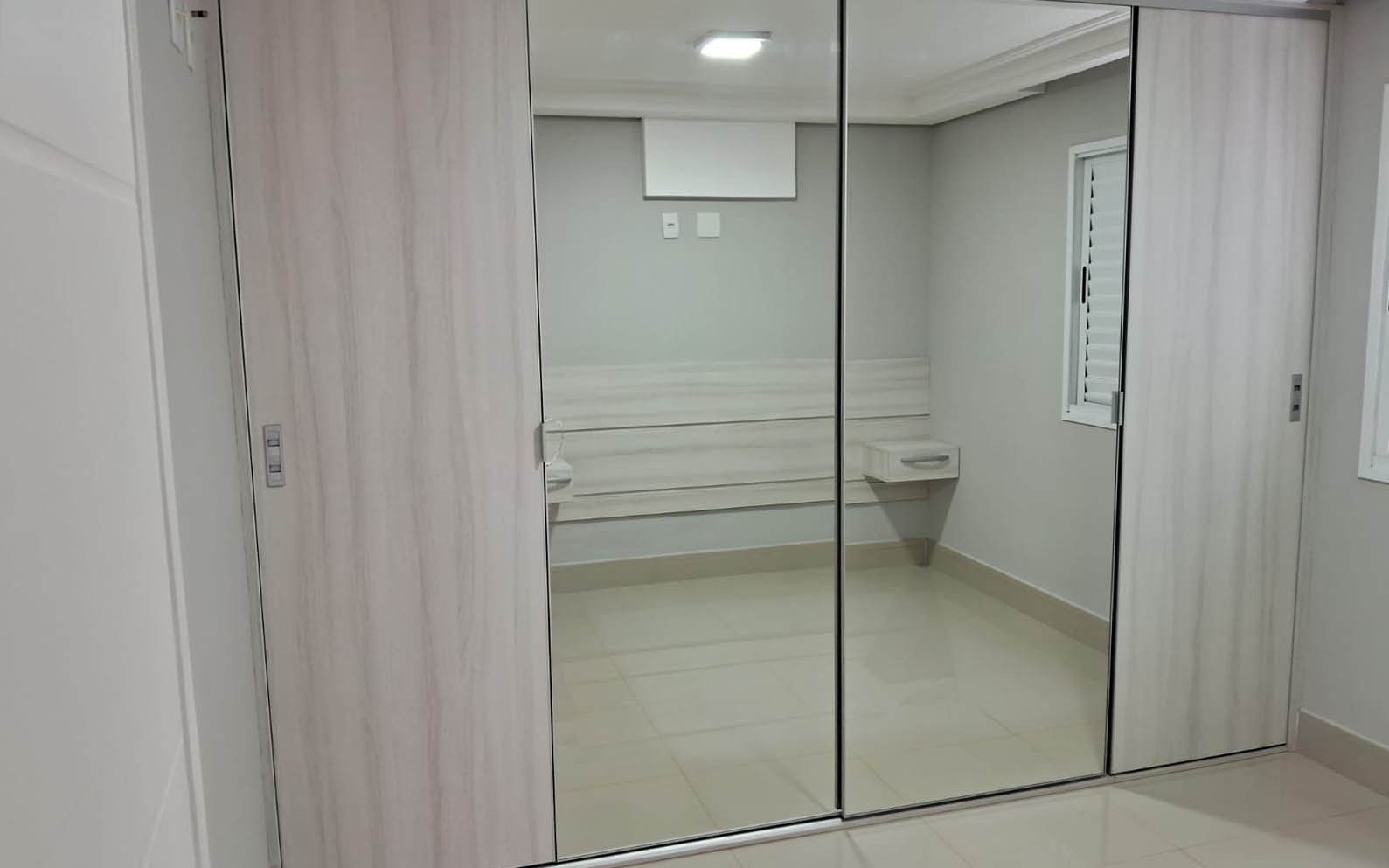 Apartamento para alugar com 2 quartos, 64m² - Foto 16