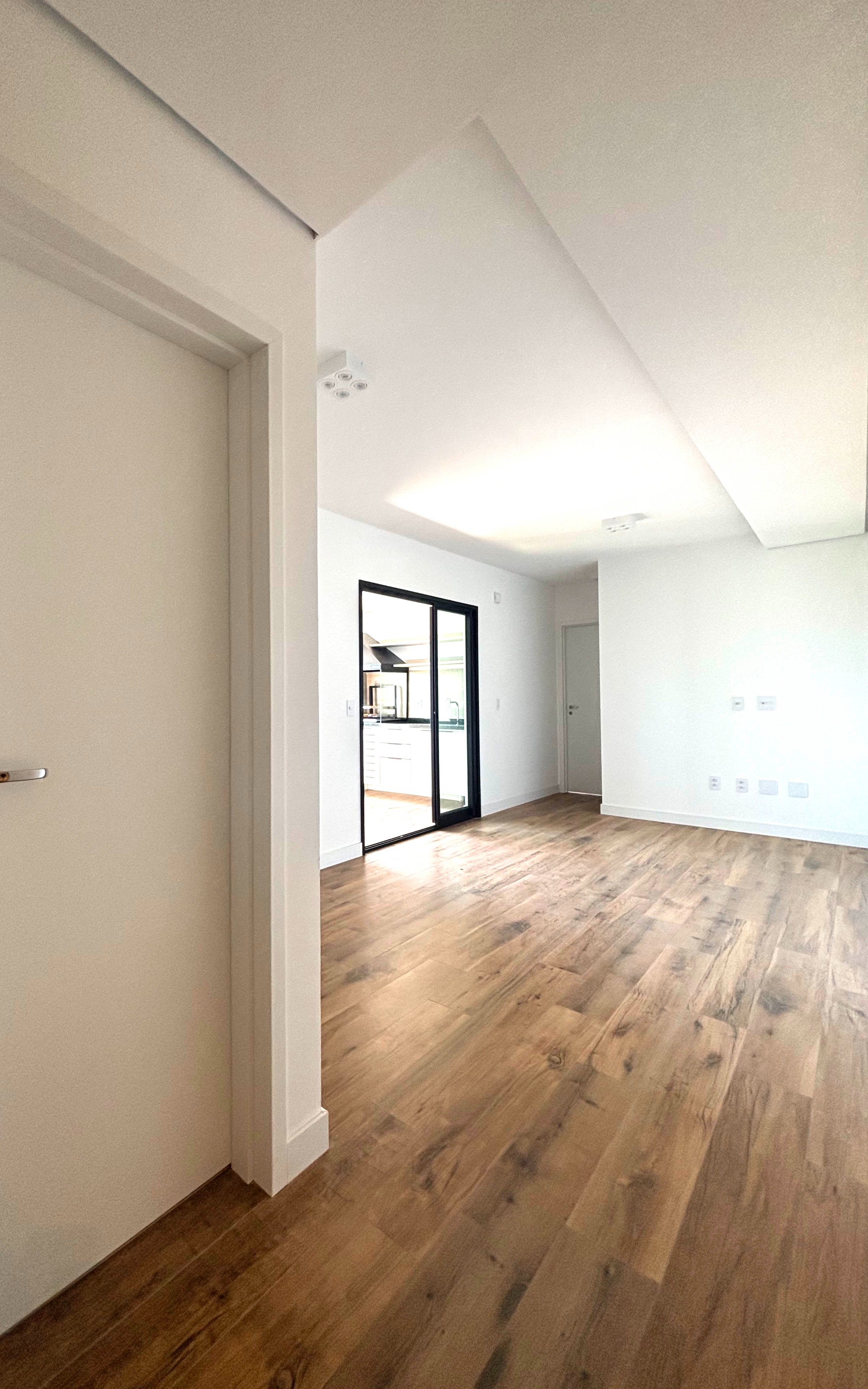 Apartamento à venda e aluguel com 2 quartos, 78m² - Foto 2