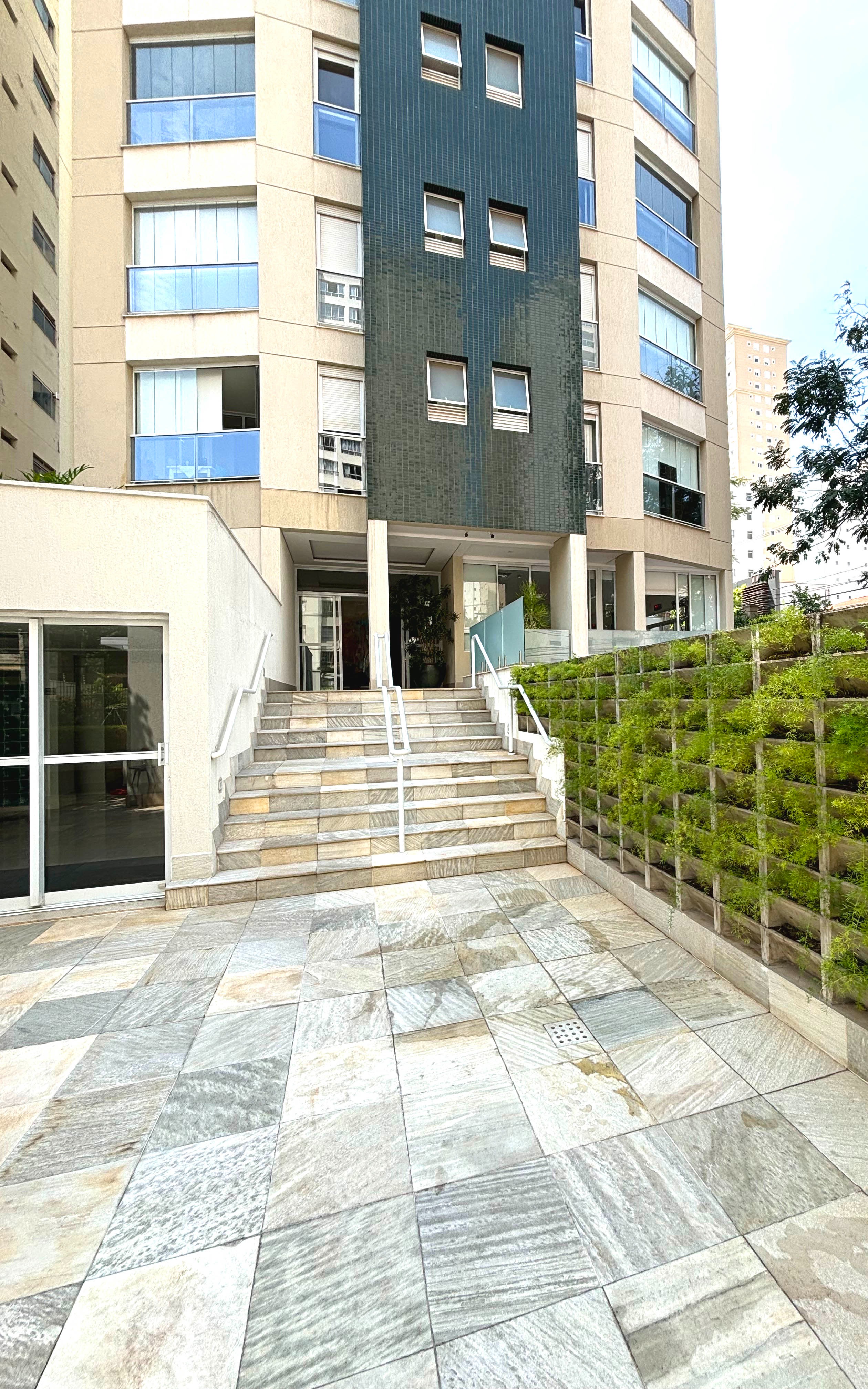 Apartamento para alugar com 1 quarto, 51m² - Foto 10