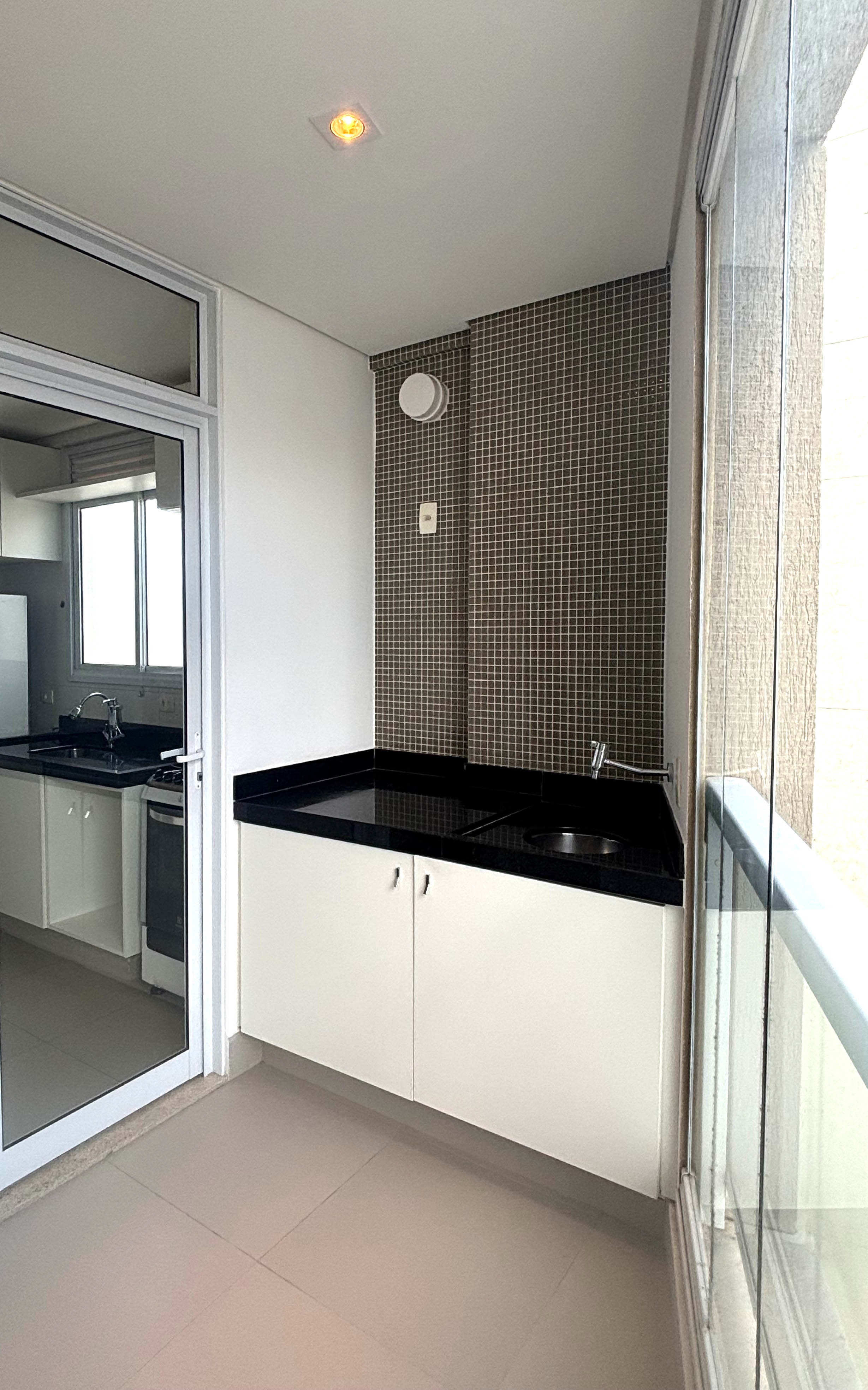 Apartamento para alugar com 1 quarto, 51m² - Foto 5
