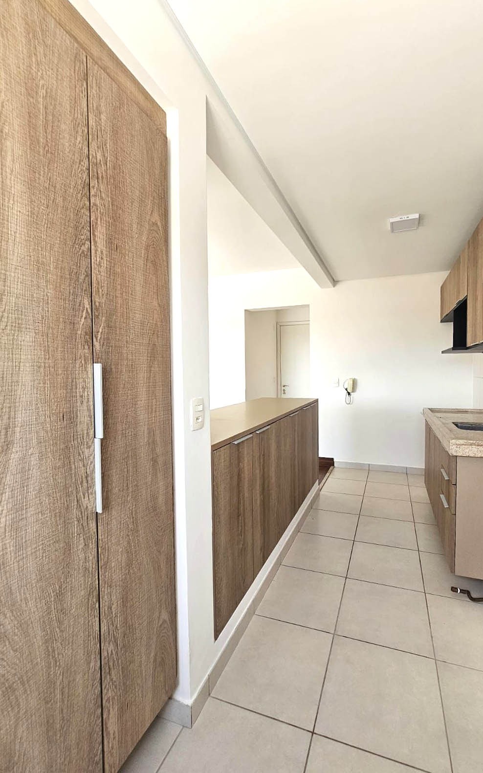 Apartamento para alugar com 2 quartos, 67m² - Foto 12