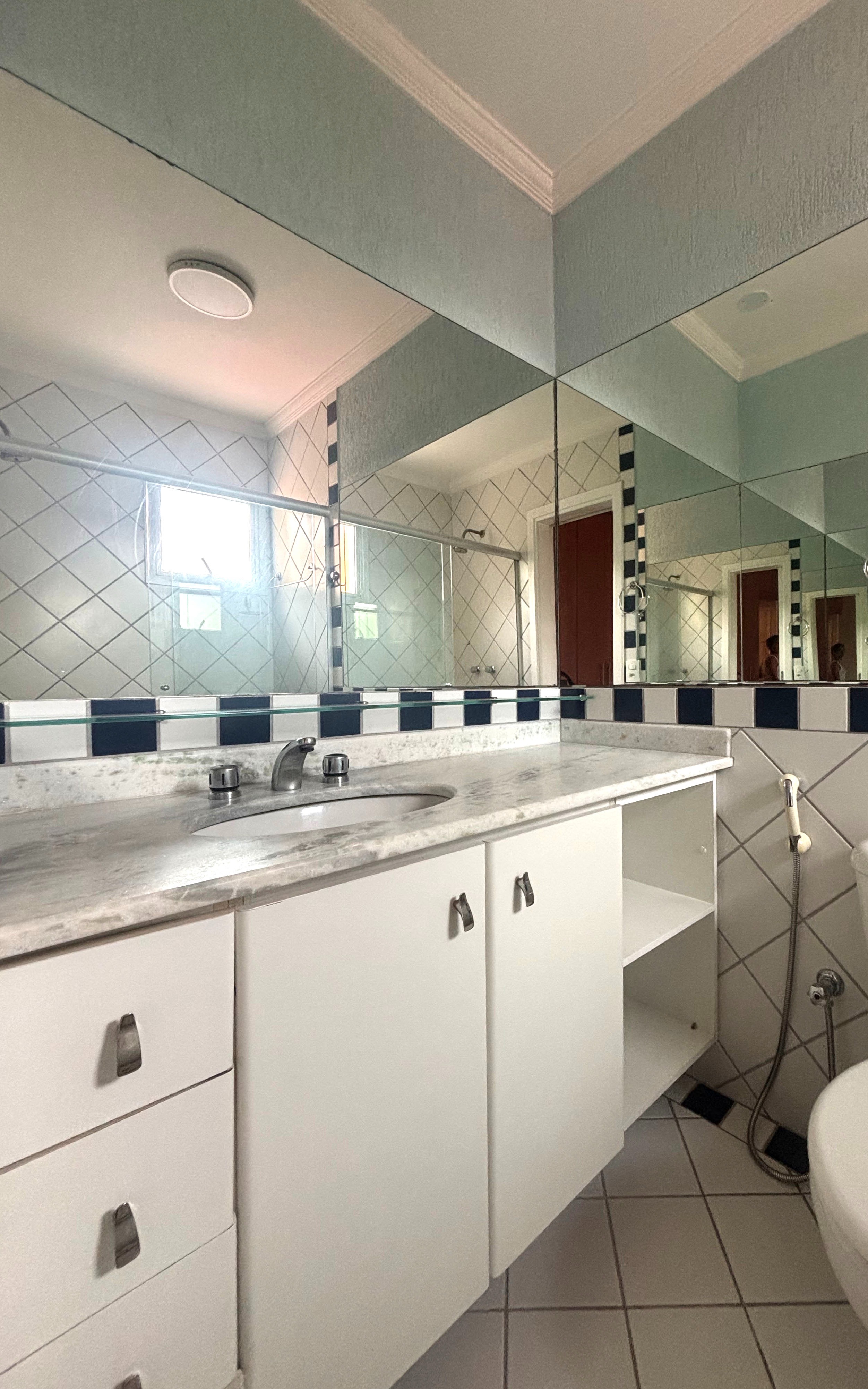 Casa de Condomínio à venda e aluguel com 4 quartos, 190m² - Foto 19