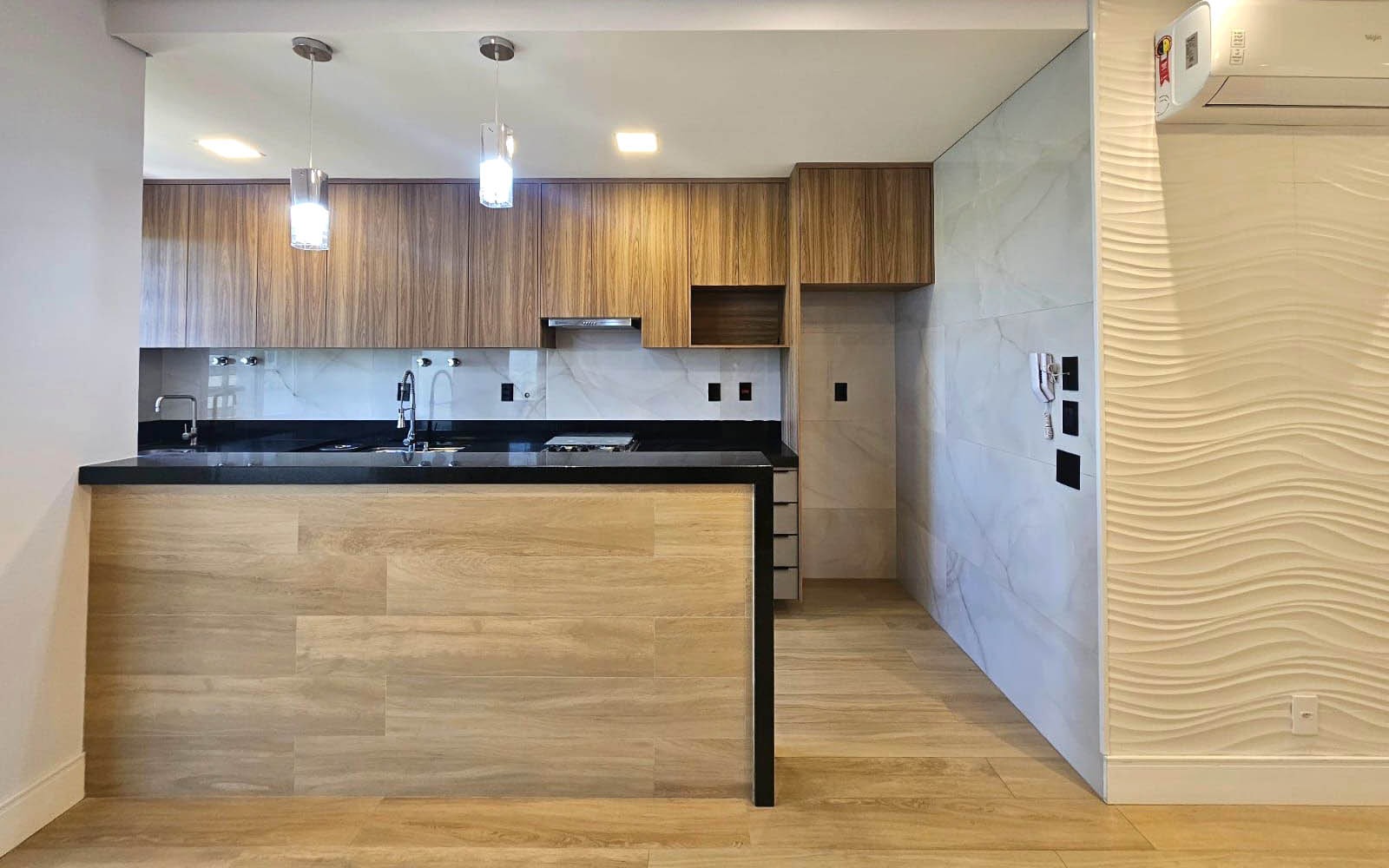 Apartamento para alugar com 3 quartos, 92m² - Foto 9