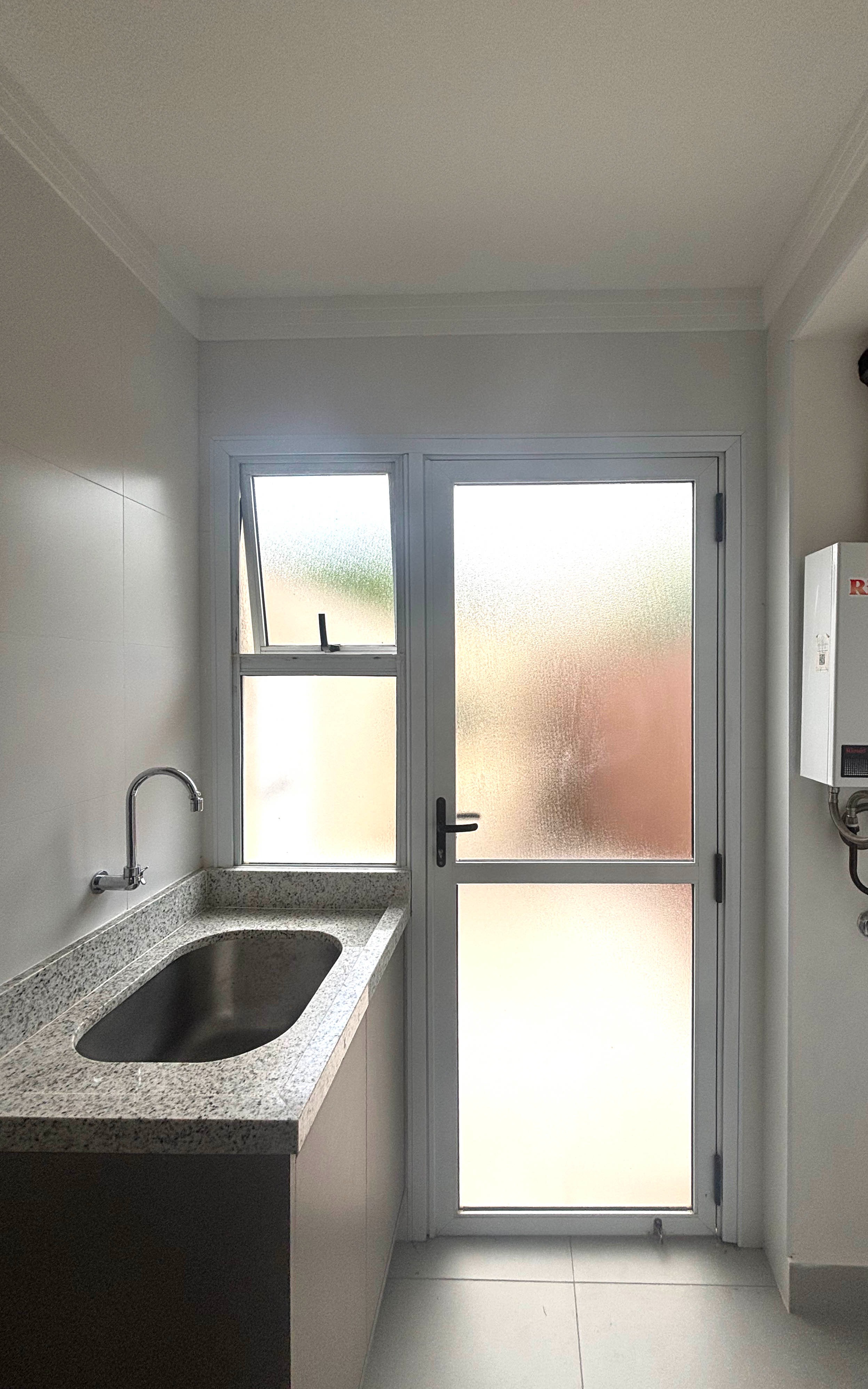 Casa de Condomínio à venda e aluguel com 4 quartos, 190m² - Foto 14