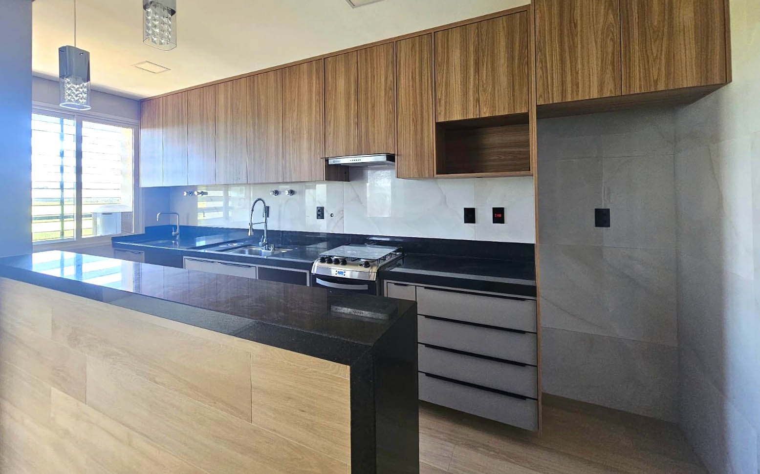 Apartamento para alugar com 3 quartos, 92m² - Foto 6
