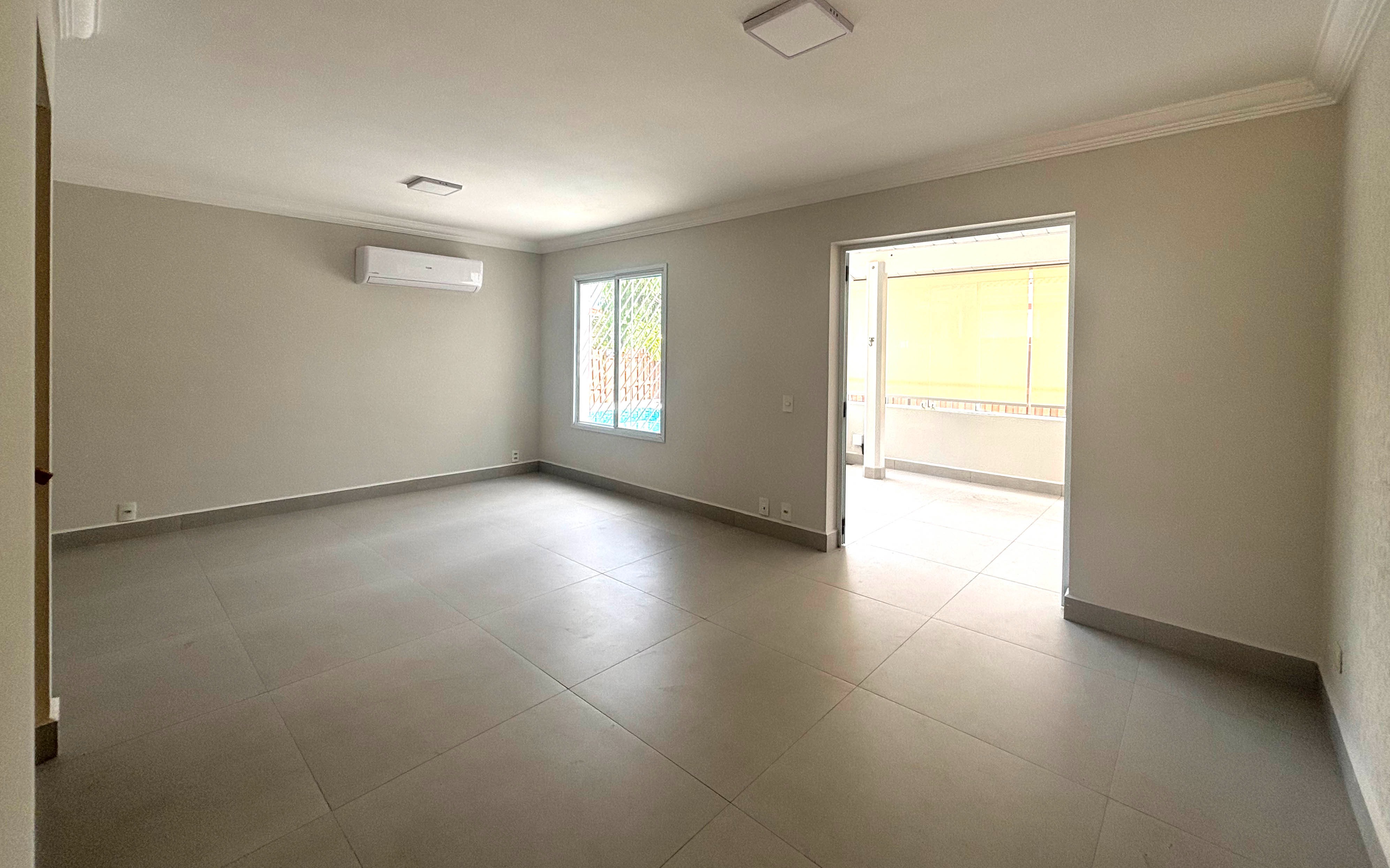 Casa de Condomínio à venda e aluguel com 4 quartos, 190m² - Foto 3