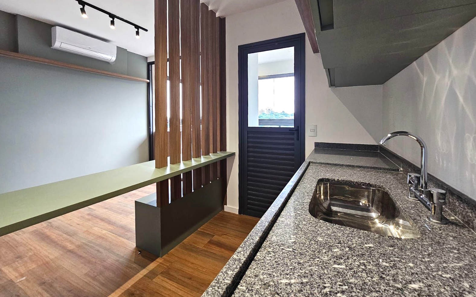 Apartamento à venda e aluguel com 2 quartos, 56m² - Foto 6