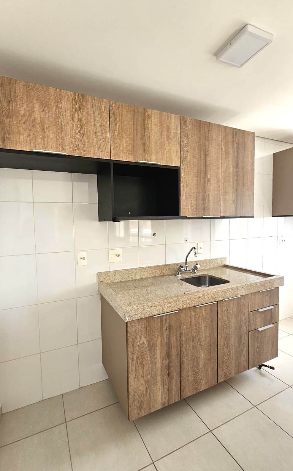 Apartamento para alugar com 2 quartos, 67m² - Foto 10