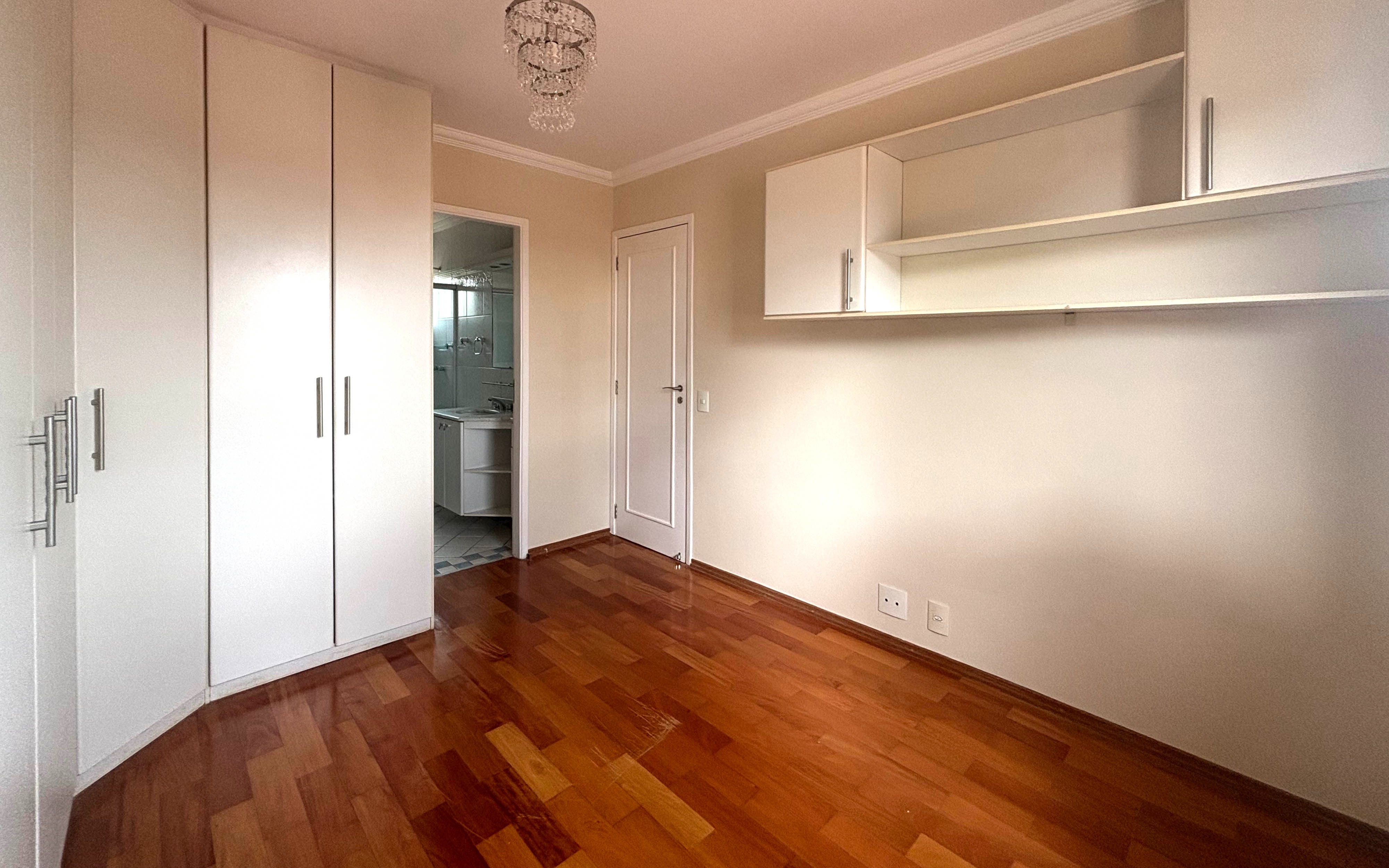 Casa de Condomínio à venda e aluguel com 4 quartos, 190m² - Foto 23