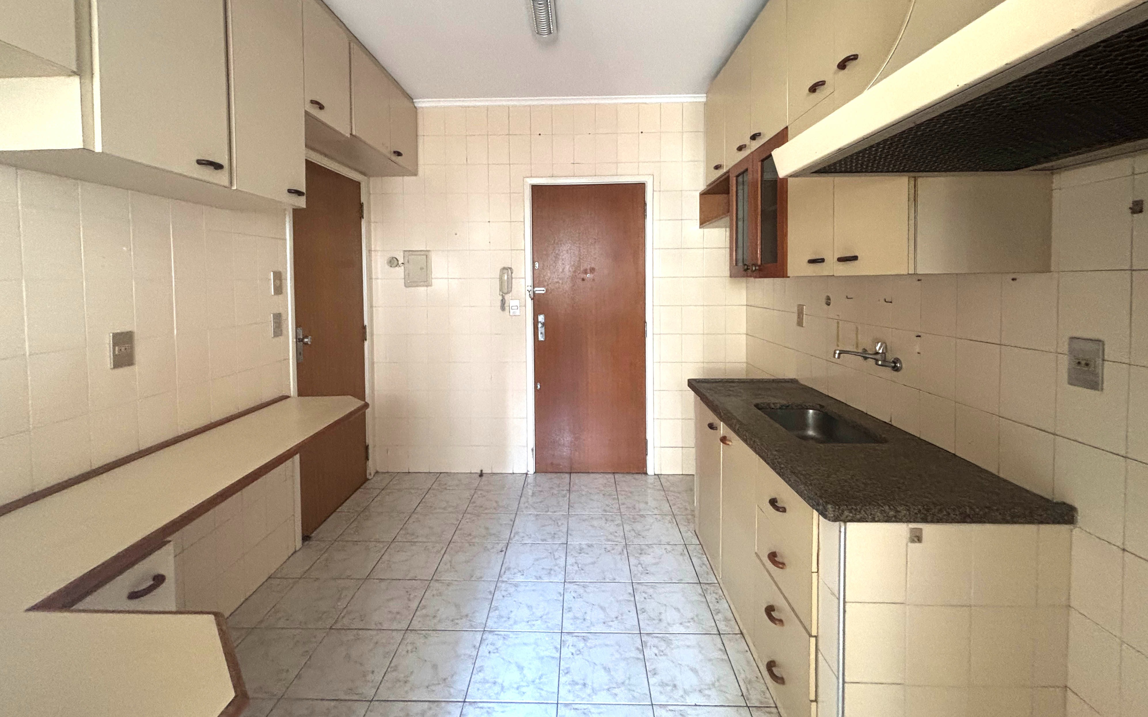 Apartamento para alugar com 3 quartos, 88m² - Foto 12