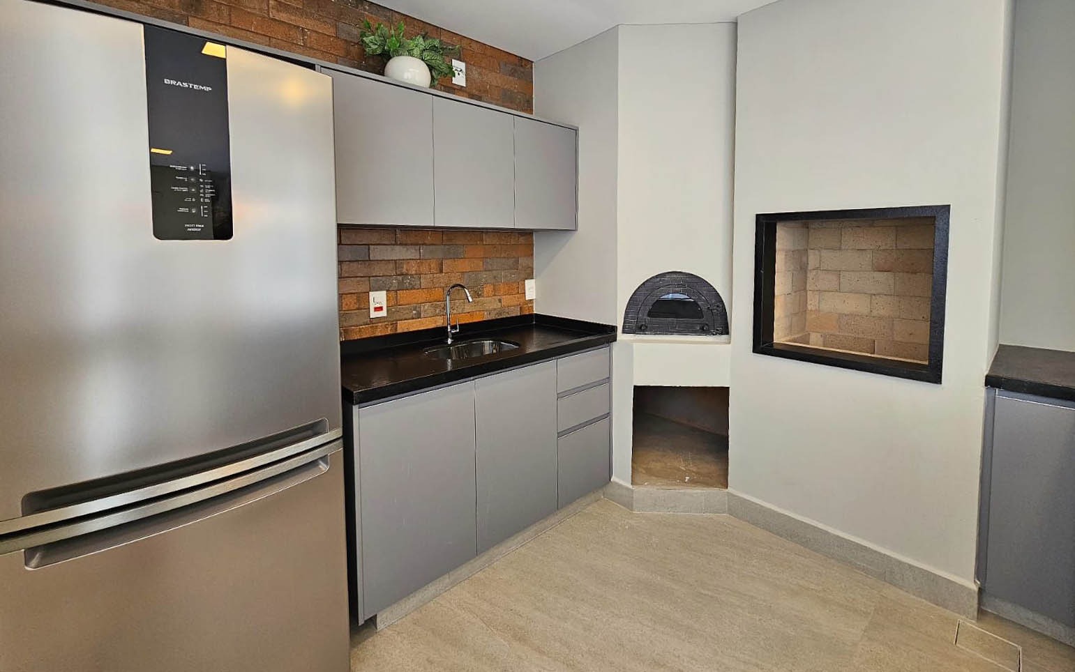 Apartamento para alugar com 2 quartos, 59m² - Foto 7