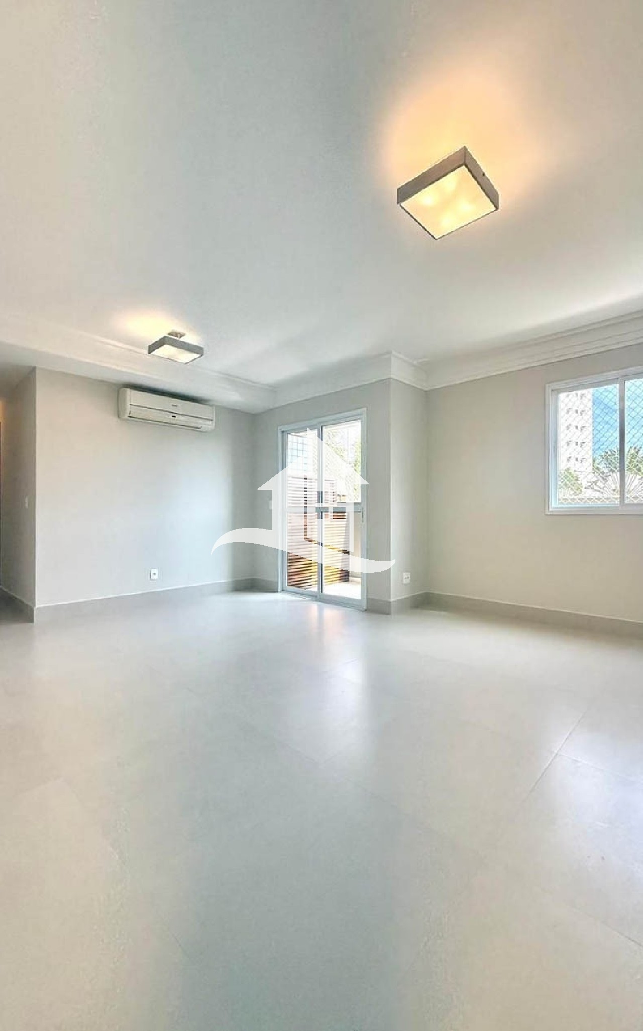 Apartamento para alugar com 3 quartos, 82m² - Foto 2