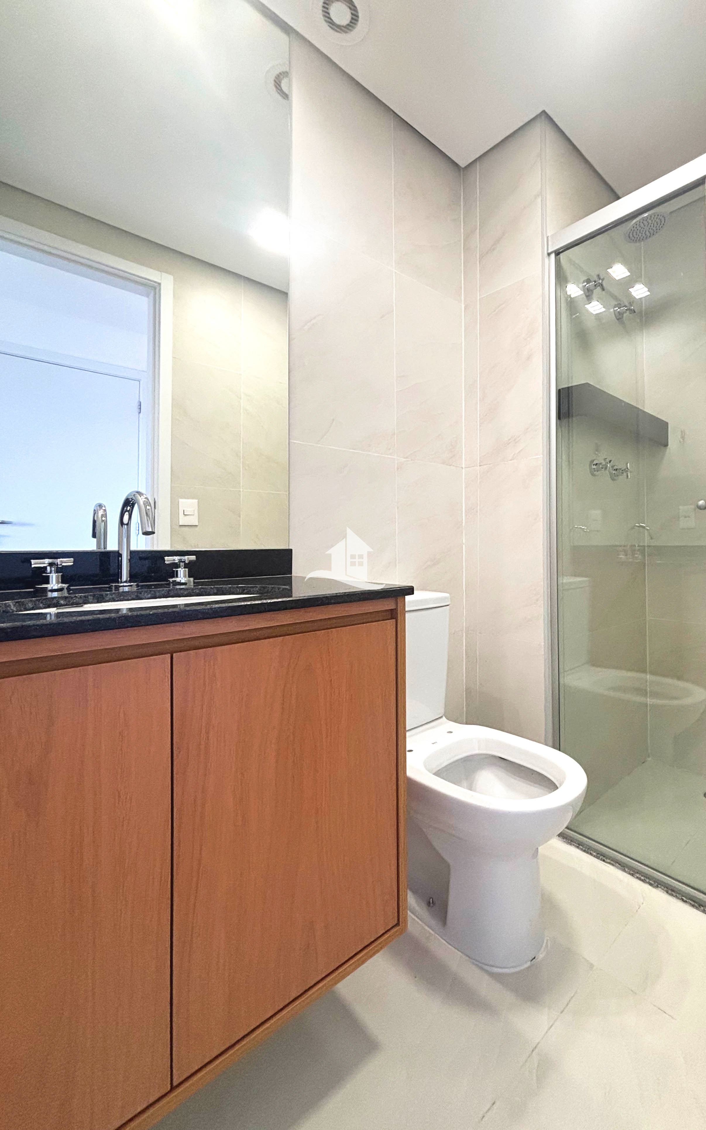 Apartamento para alugar com 3 quartos, 139m² - Foto 4