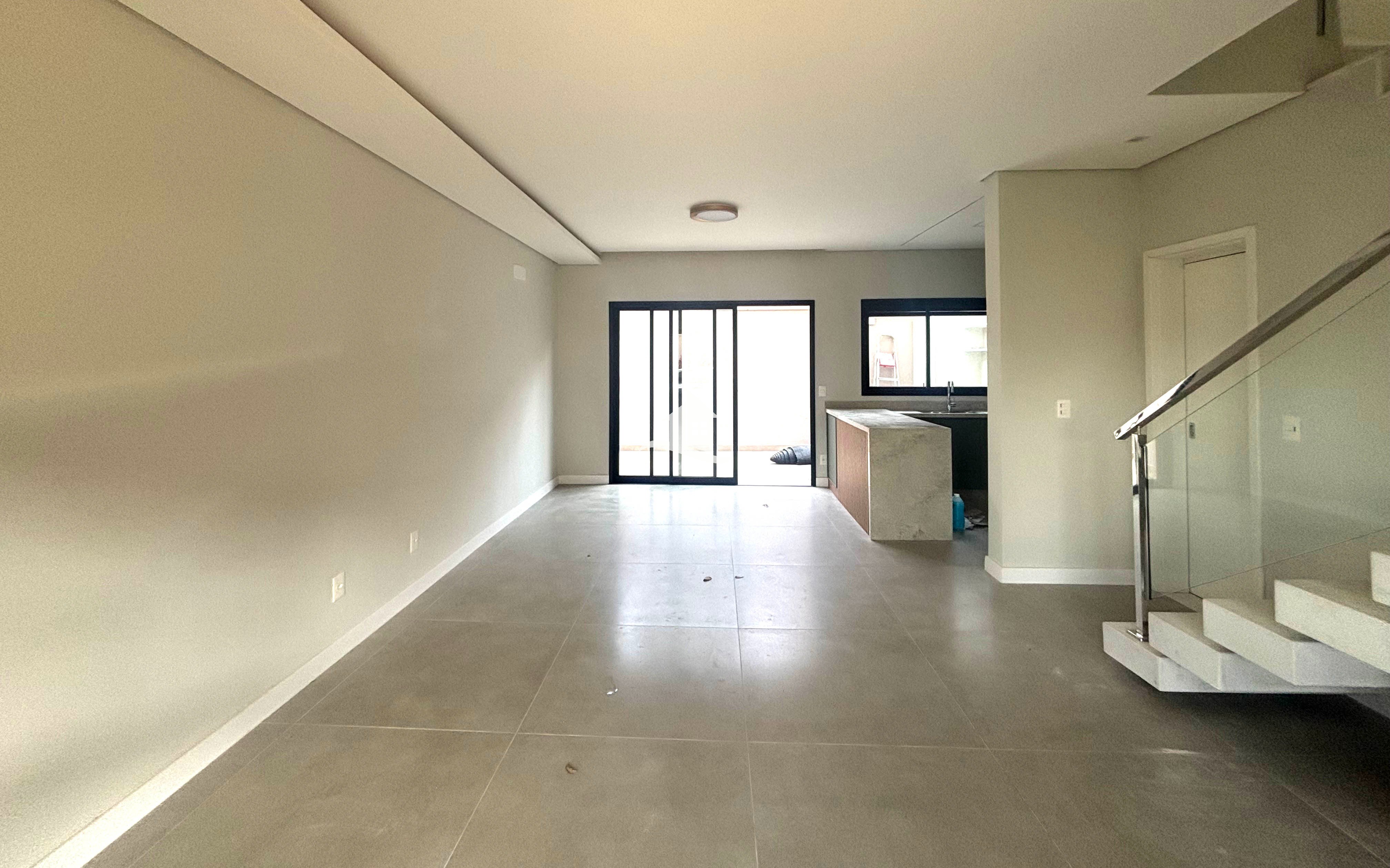 Casa de Condomínio para alugar com 3 quartos, 130m² - Foto 3