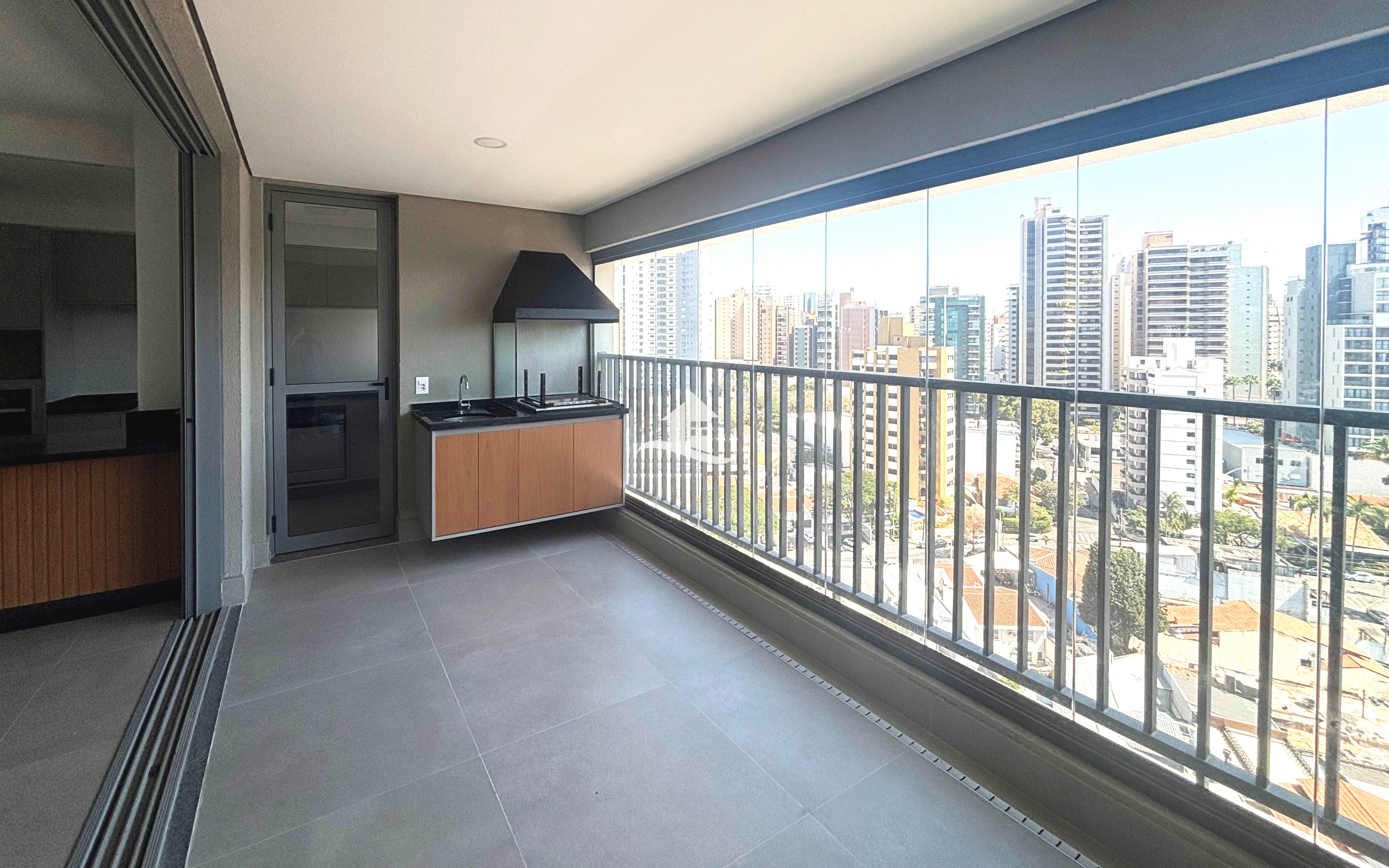 Apartamento para alugar com 3 quartos, 139m² - Foto 18