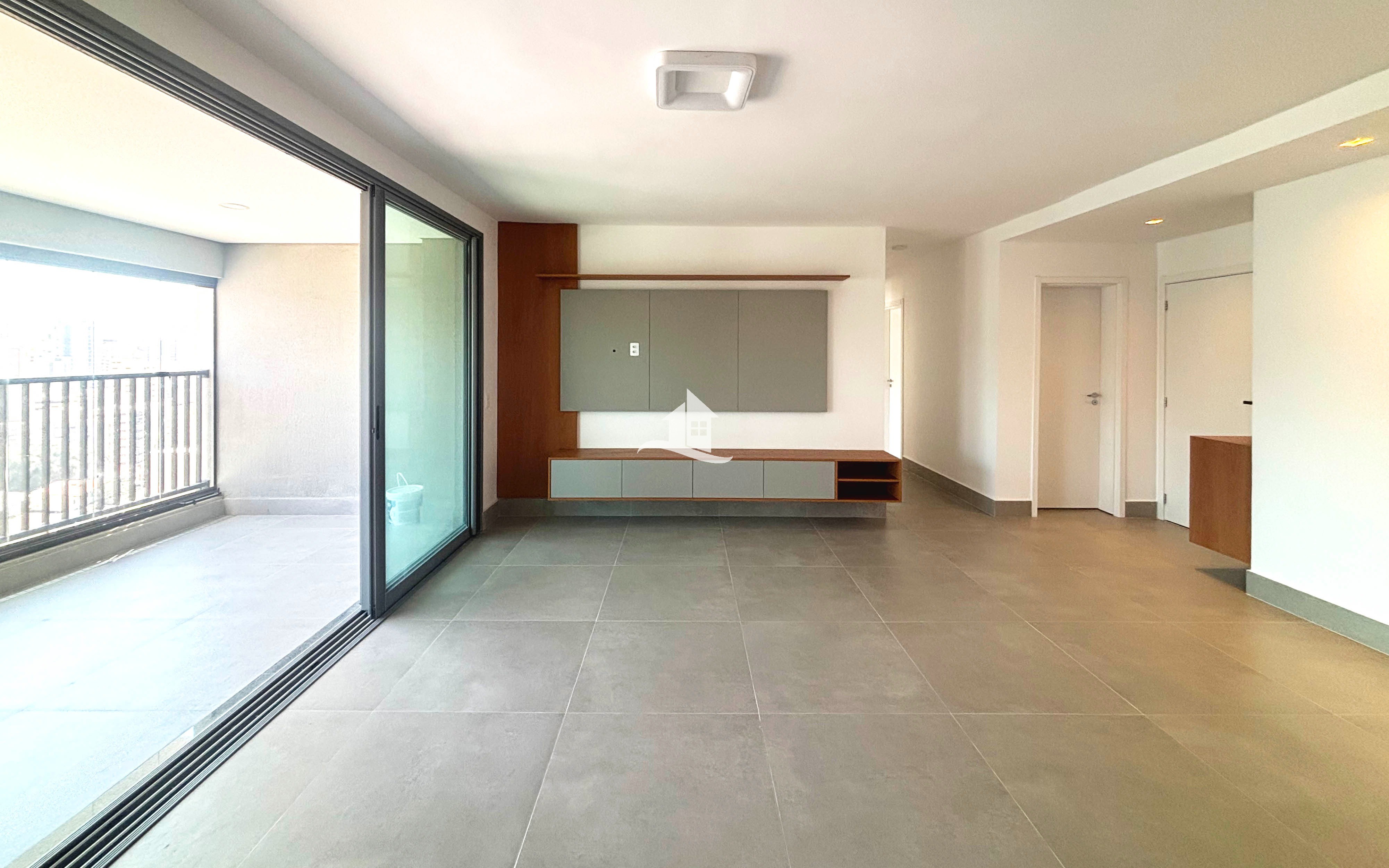 Apartamento para alugar com 3 quartos, 139m² - Foto 15
