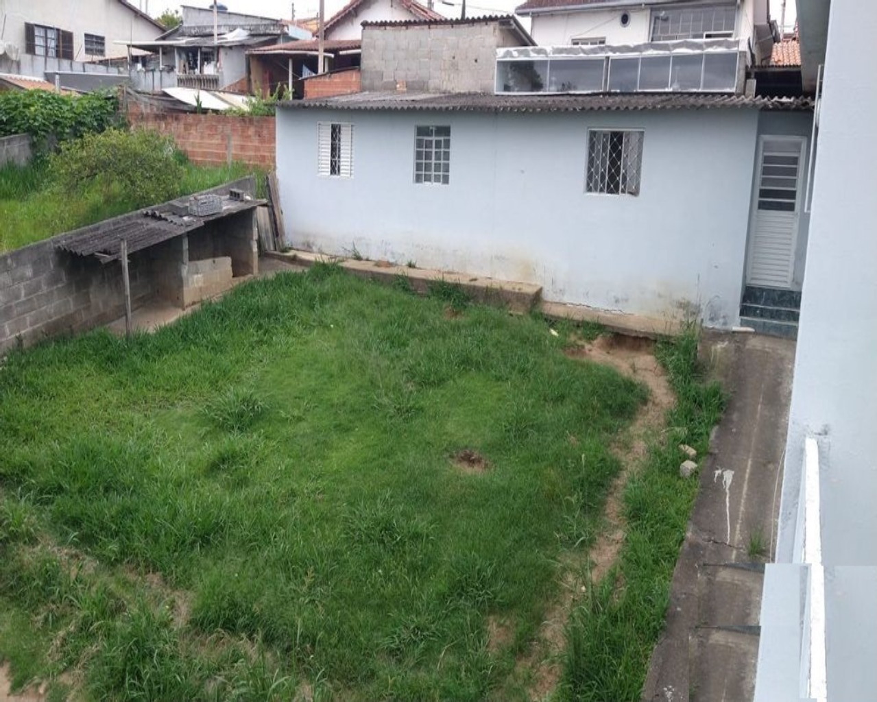 Sobrado à venda com 7 quartos, 200m² - Foto 2