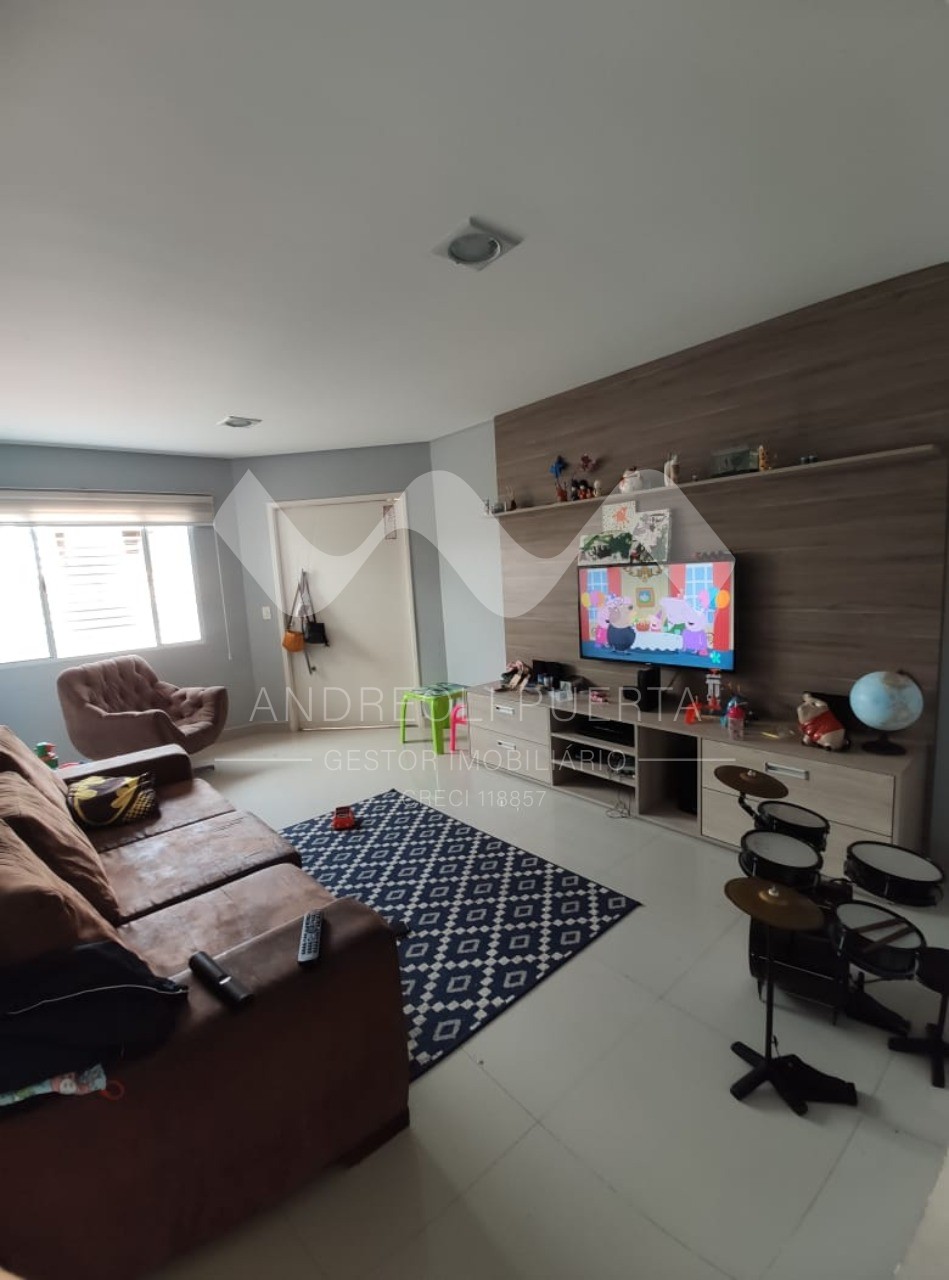 Sobrado à venda com 3 quartos, 175m² - Foto 1