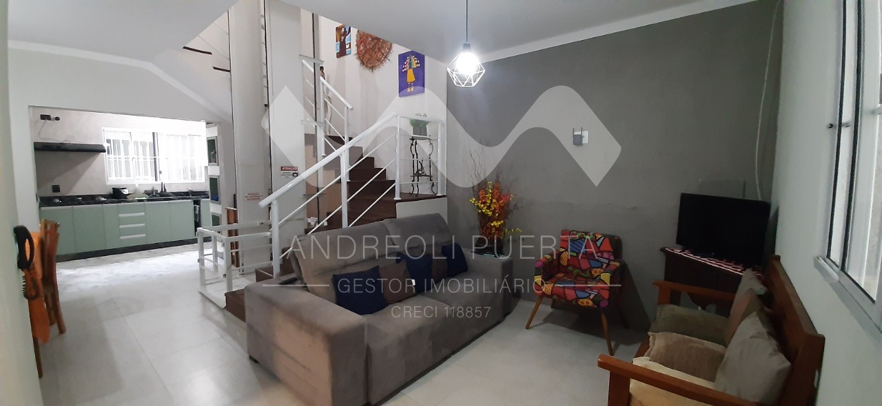 Sobrado à venda com 3 quartos, 150m² - Foto 1