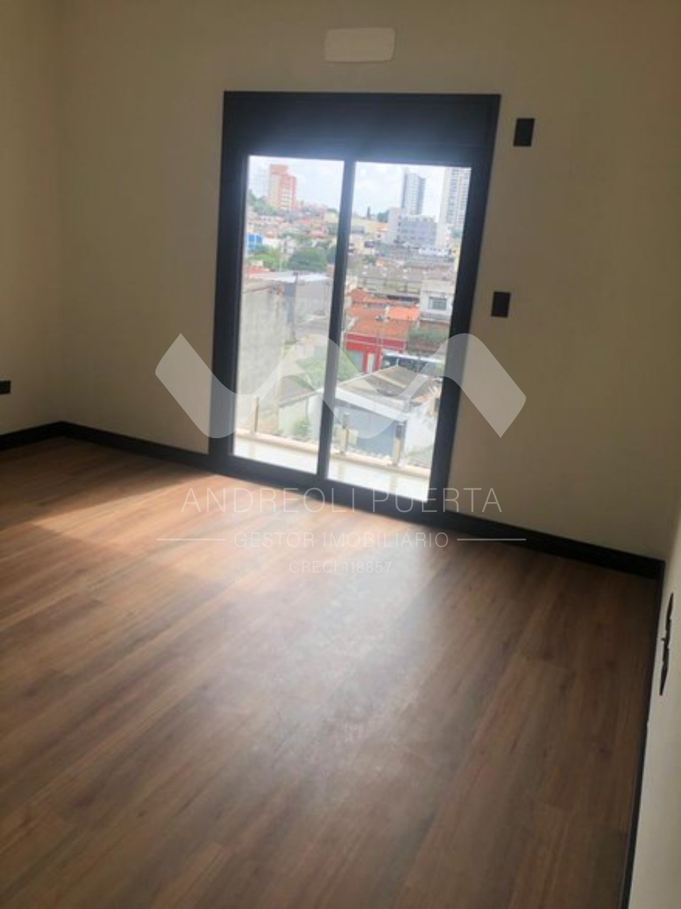 Casa à venda com 3 quartos, 206m² - Foto 12