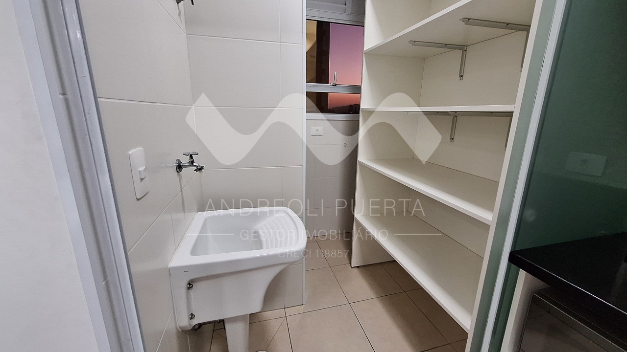 Apartamento à venda com 1 quarto, 42m² - Foto 10