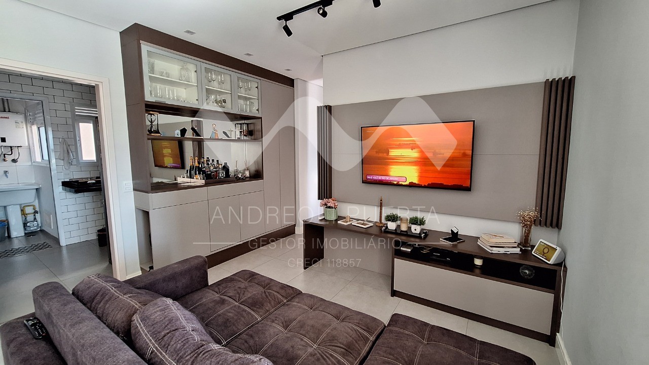 Apartamento à venda com 3 quartos, 80m² - Foto 1