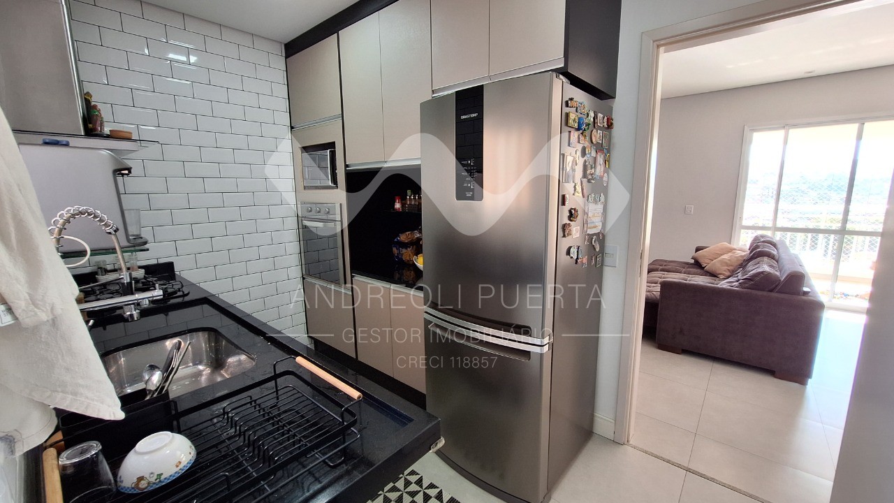 Apartamento à venda com 3 quartos, 80m² - Foto 5