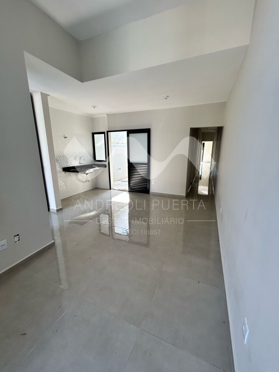 Casa à venda com 3 quartos, 250m² - Foto 8