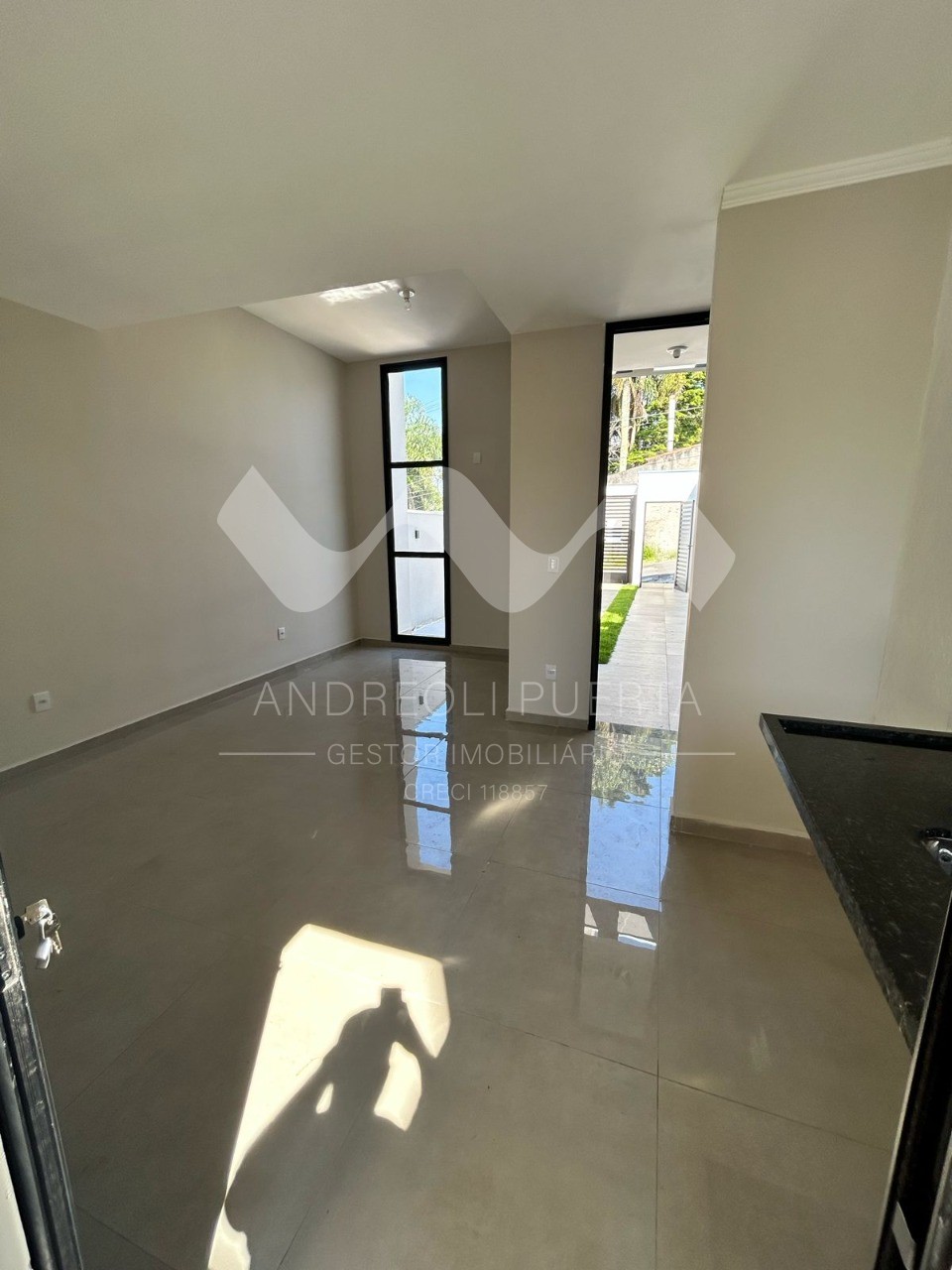 Casa à venda com 3 quartos, 250m² - Foto 10